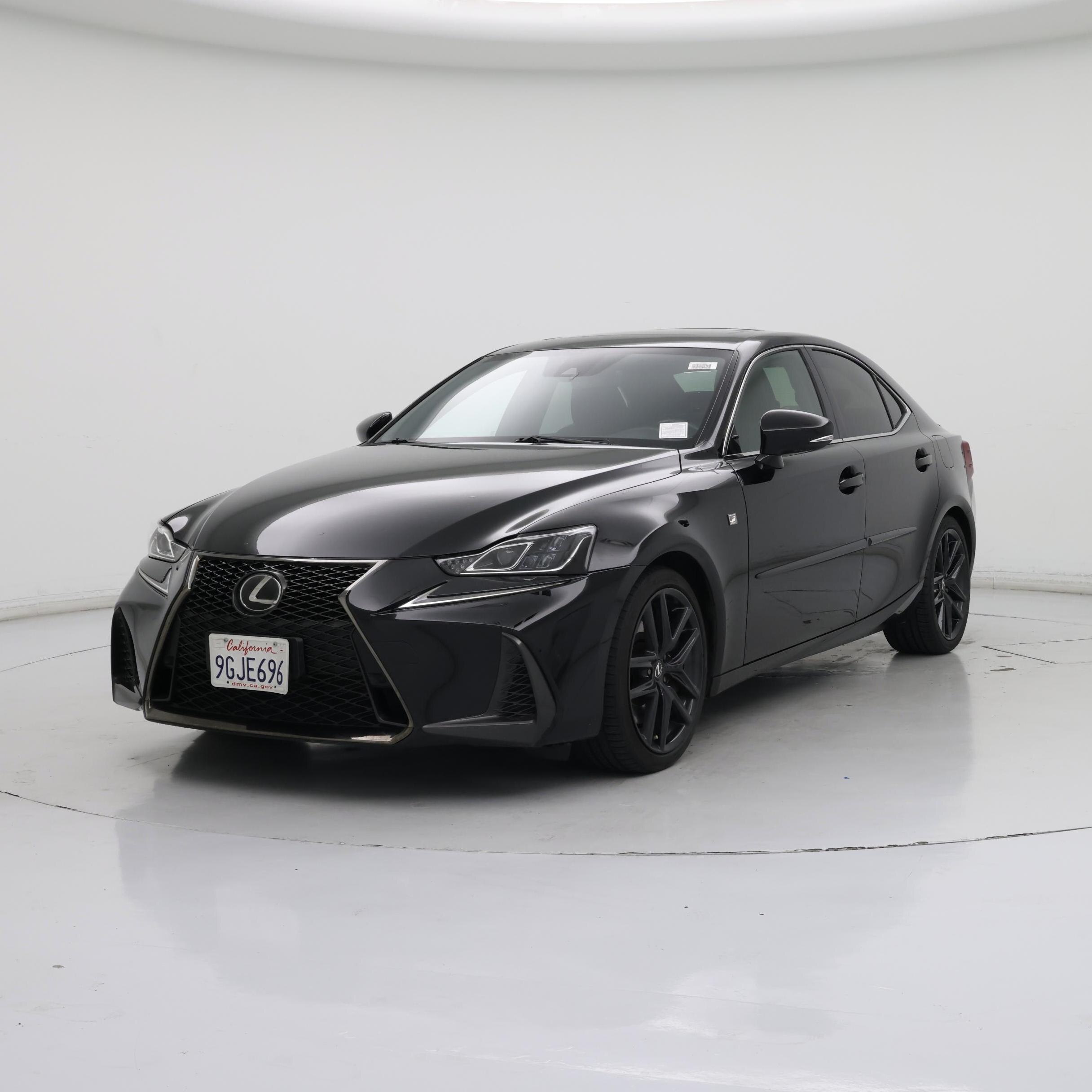 Thumbnail: 2019 Lexus IS - 4