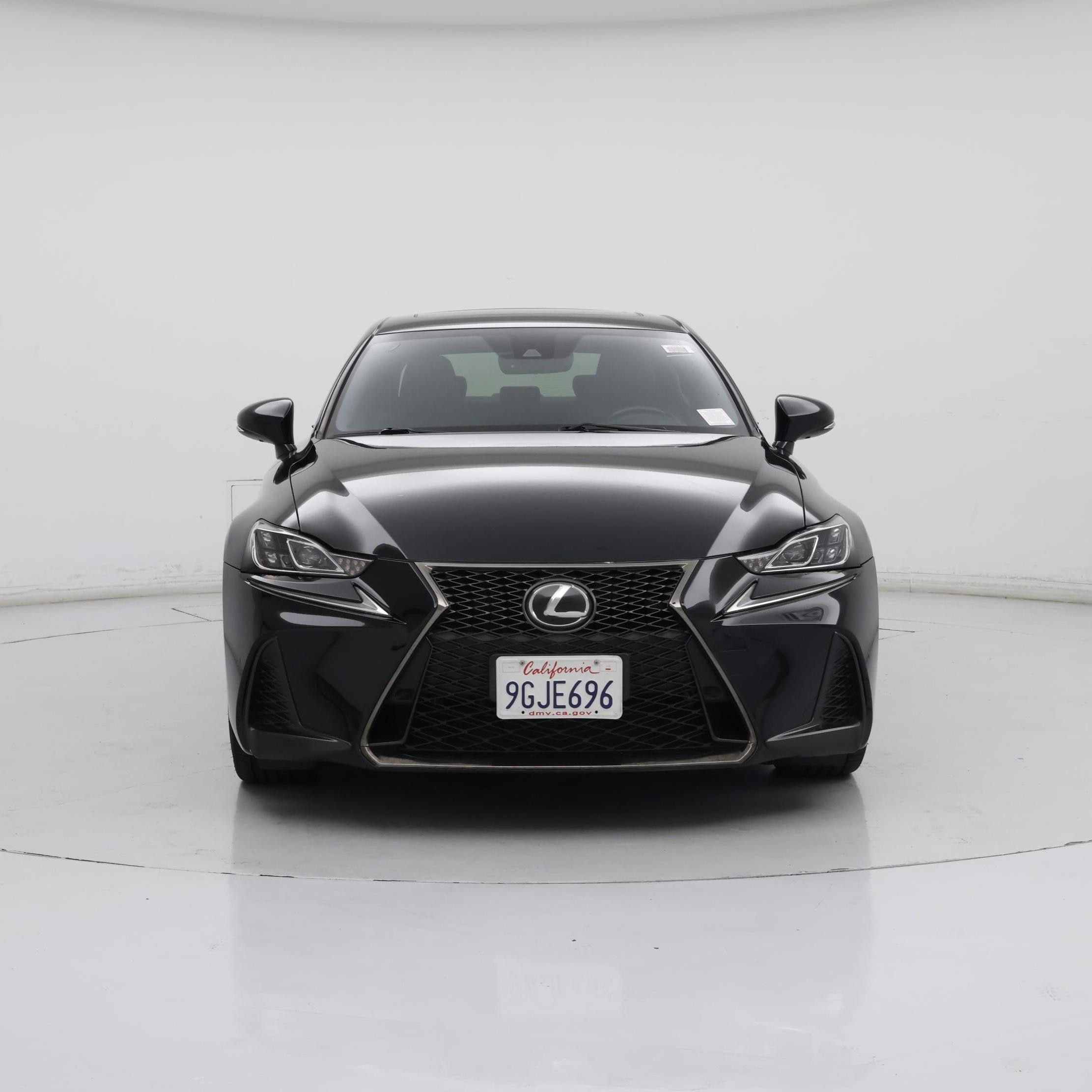 Thumbnail: 2019 Lexus IS - 5