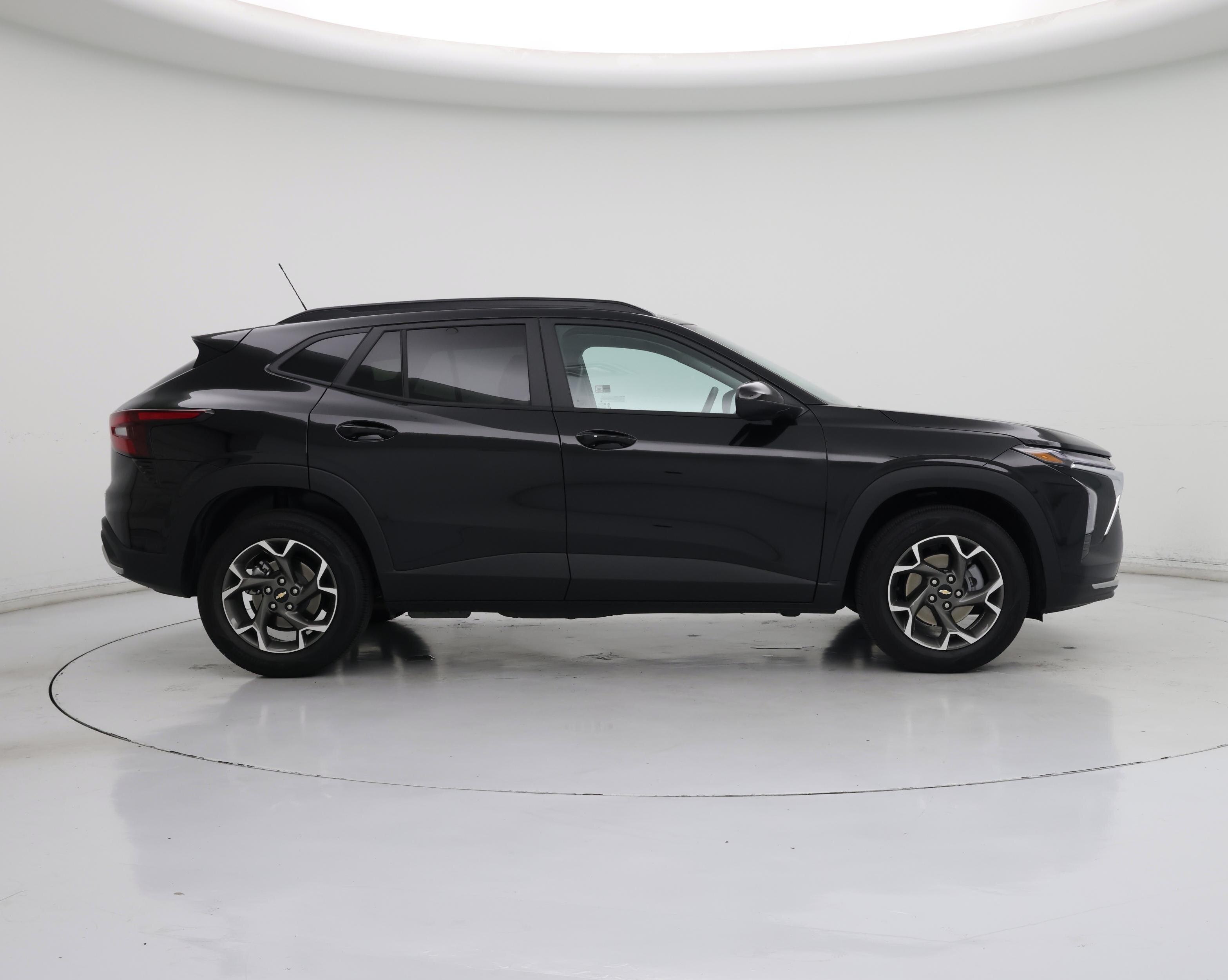 Thumbnail: 2025 Chevrolet Trax - 7
