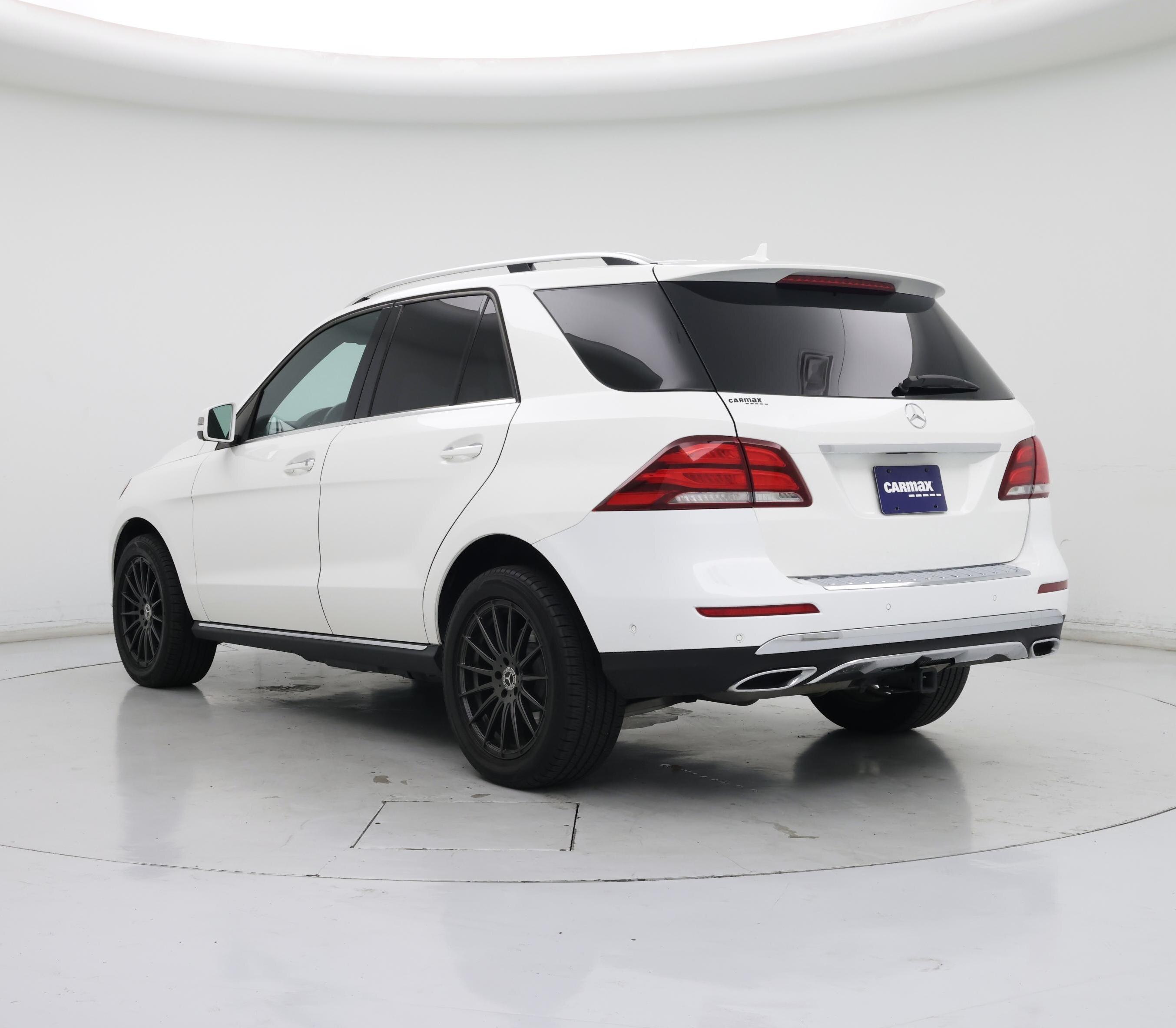 Thumbnail: 2018 Mercedes-Benz GLE - 2