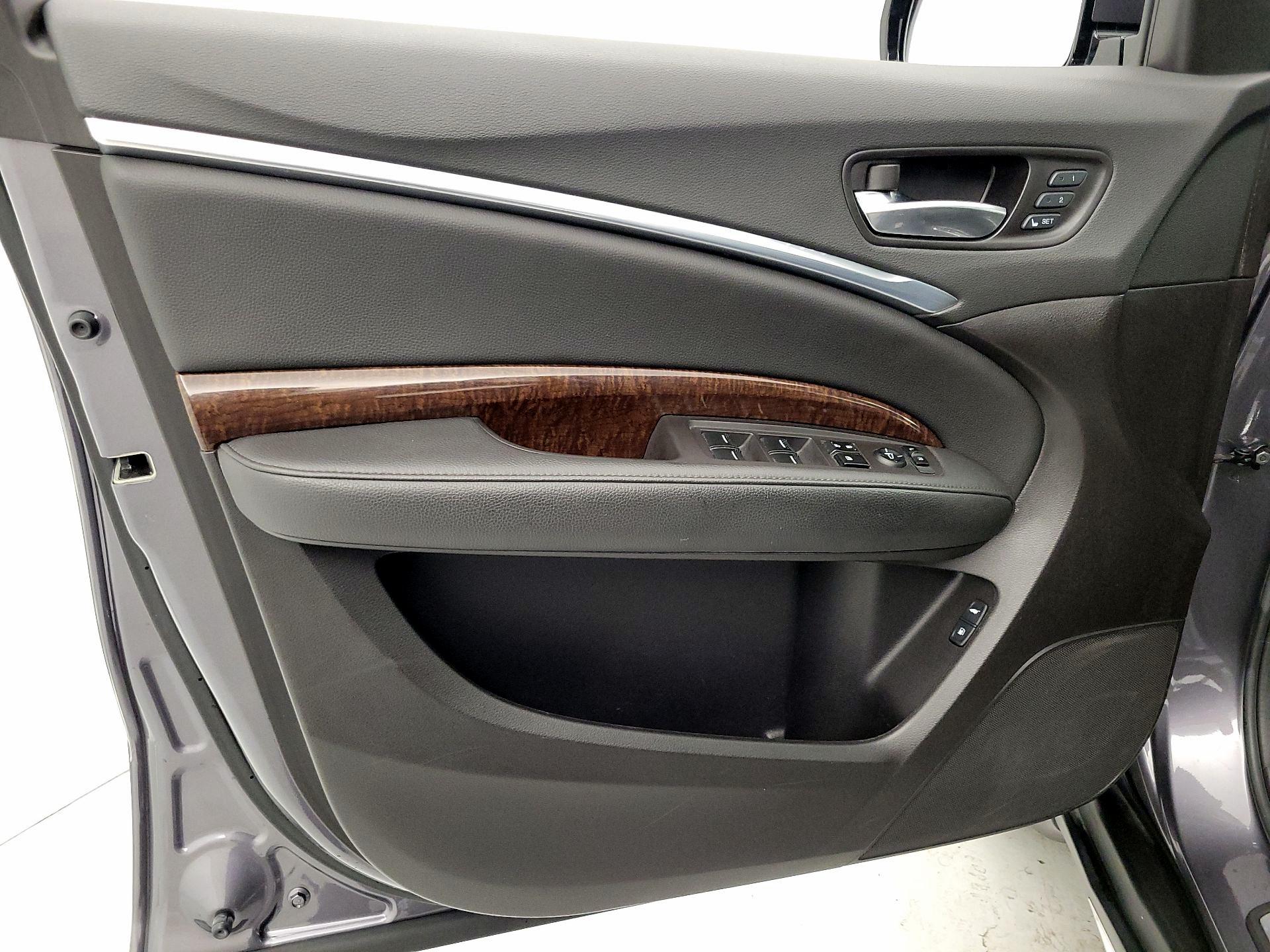 Thumbnail: 2020 Acura MDX - 12