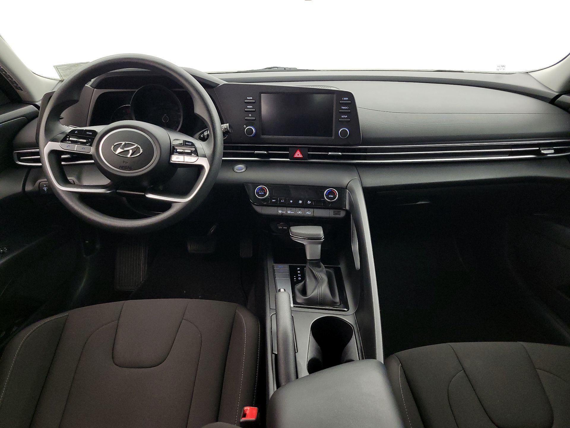 Thumbnail: 2023 Hyundai Elantra - 9