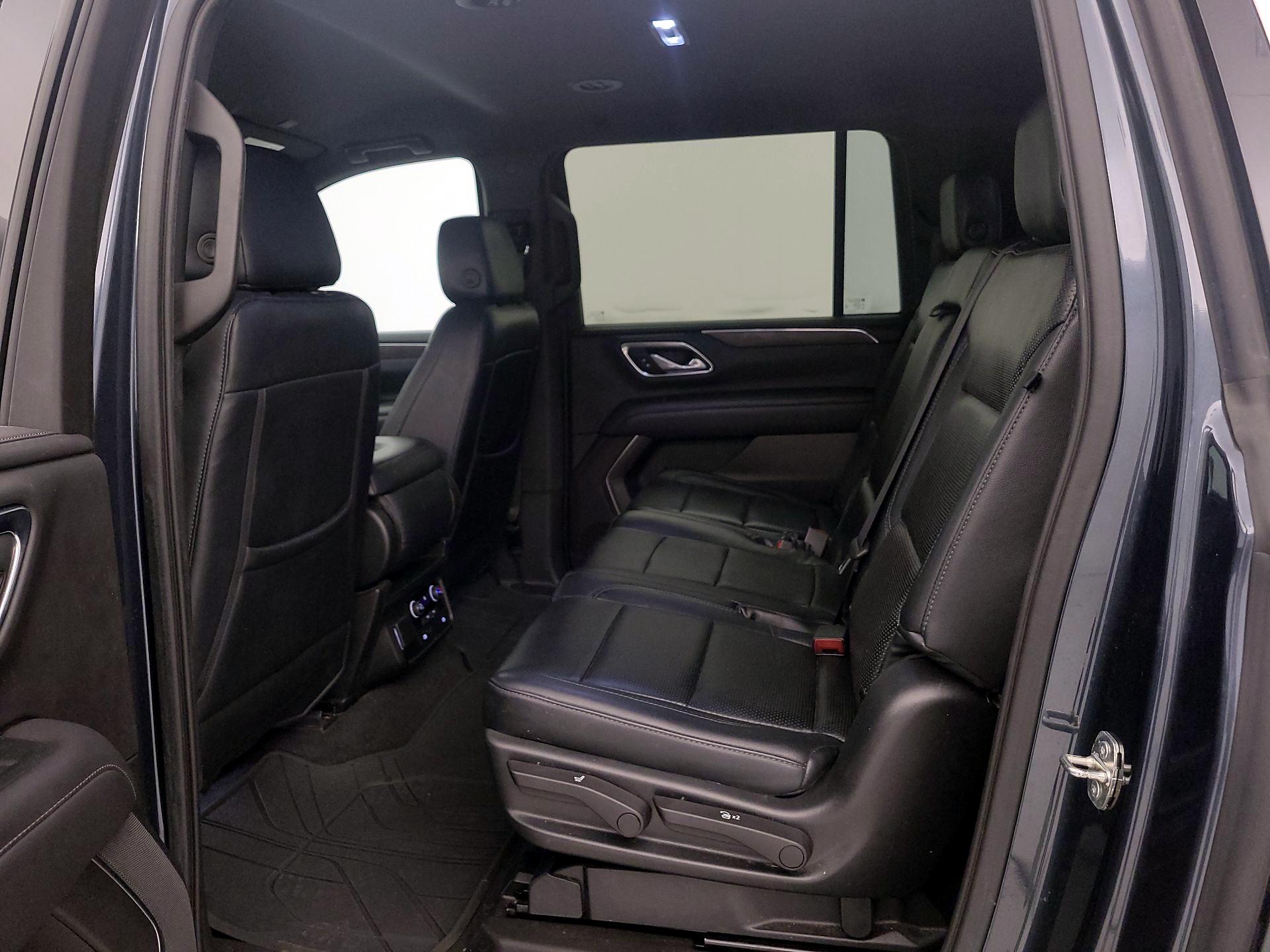 Thumbnail: 2021 Chevrolet Suburban - 19