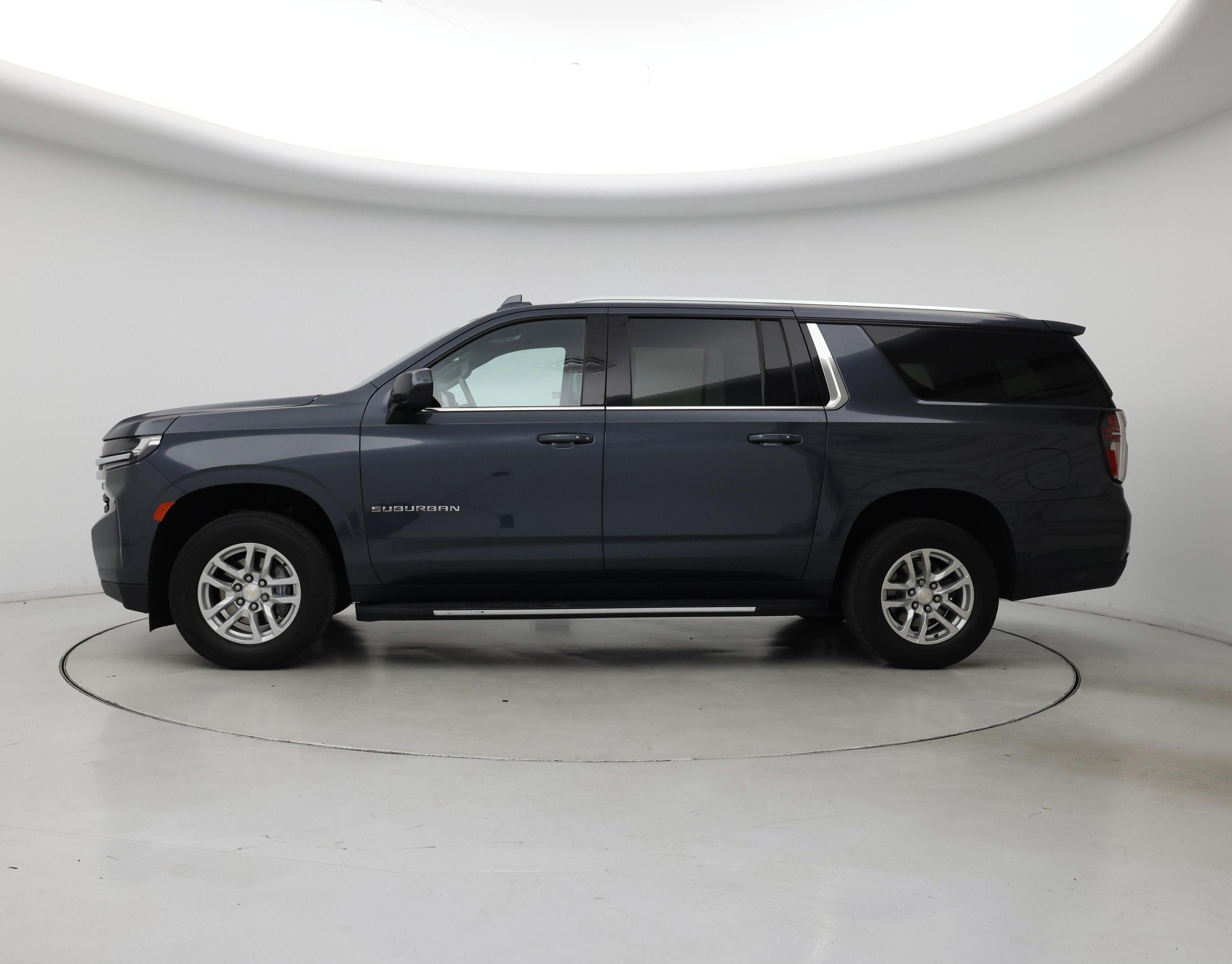 Thumbnail: 2021 Chevrolet Suburban - 3
