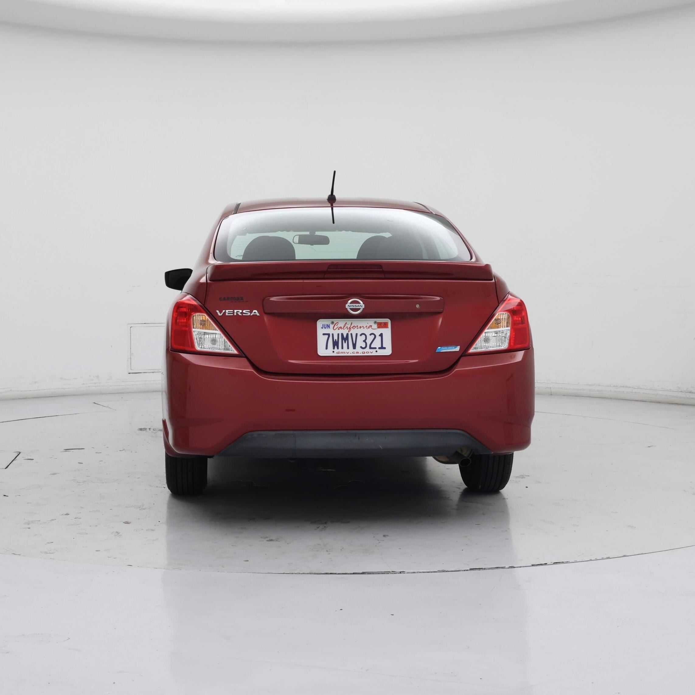 Thumbnail: 2016 Nissan Versa - 6