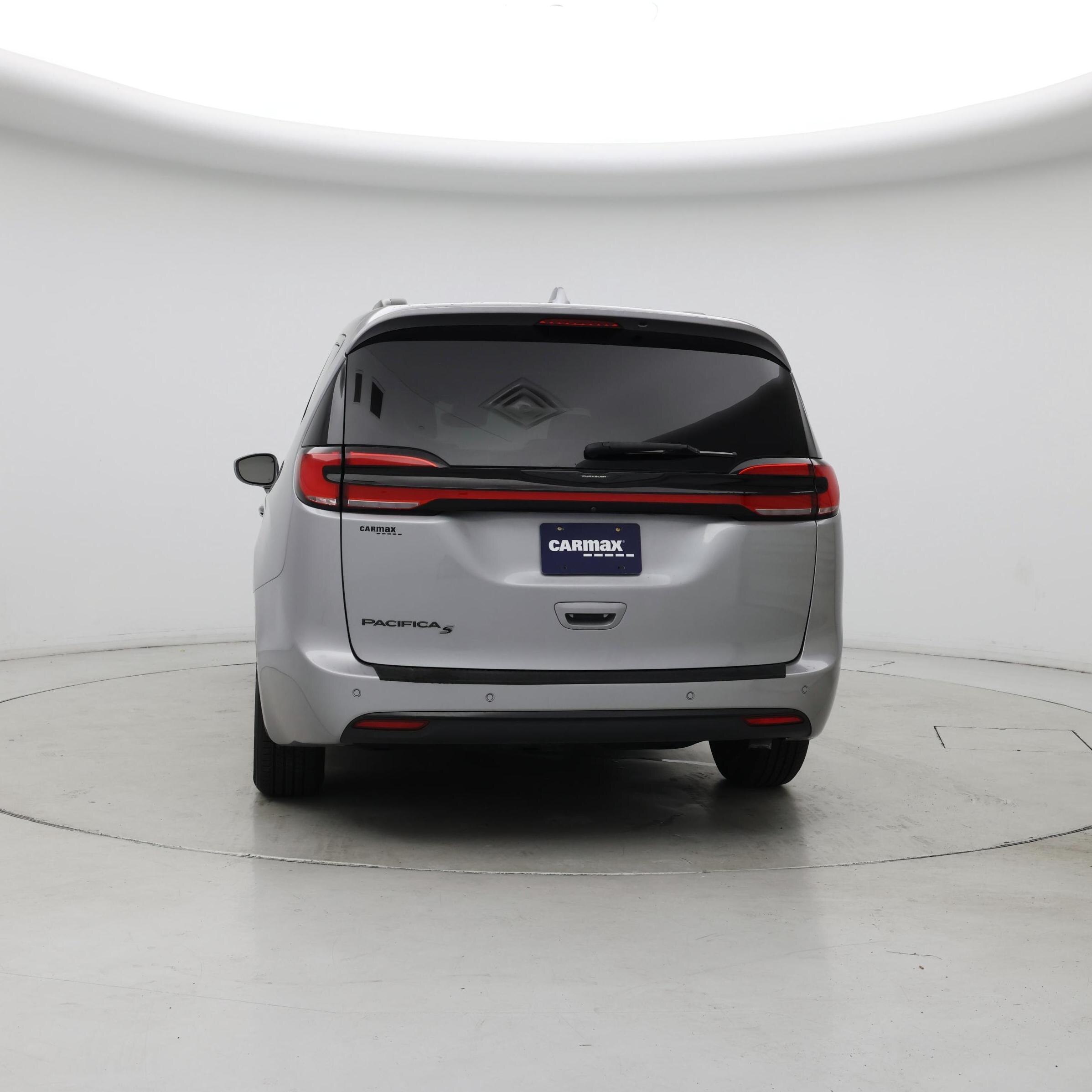 Thumbnail: 2021 Chrysler Pacifica - 6