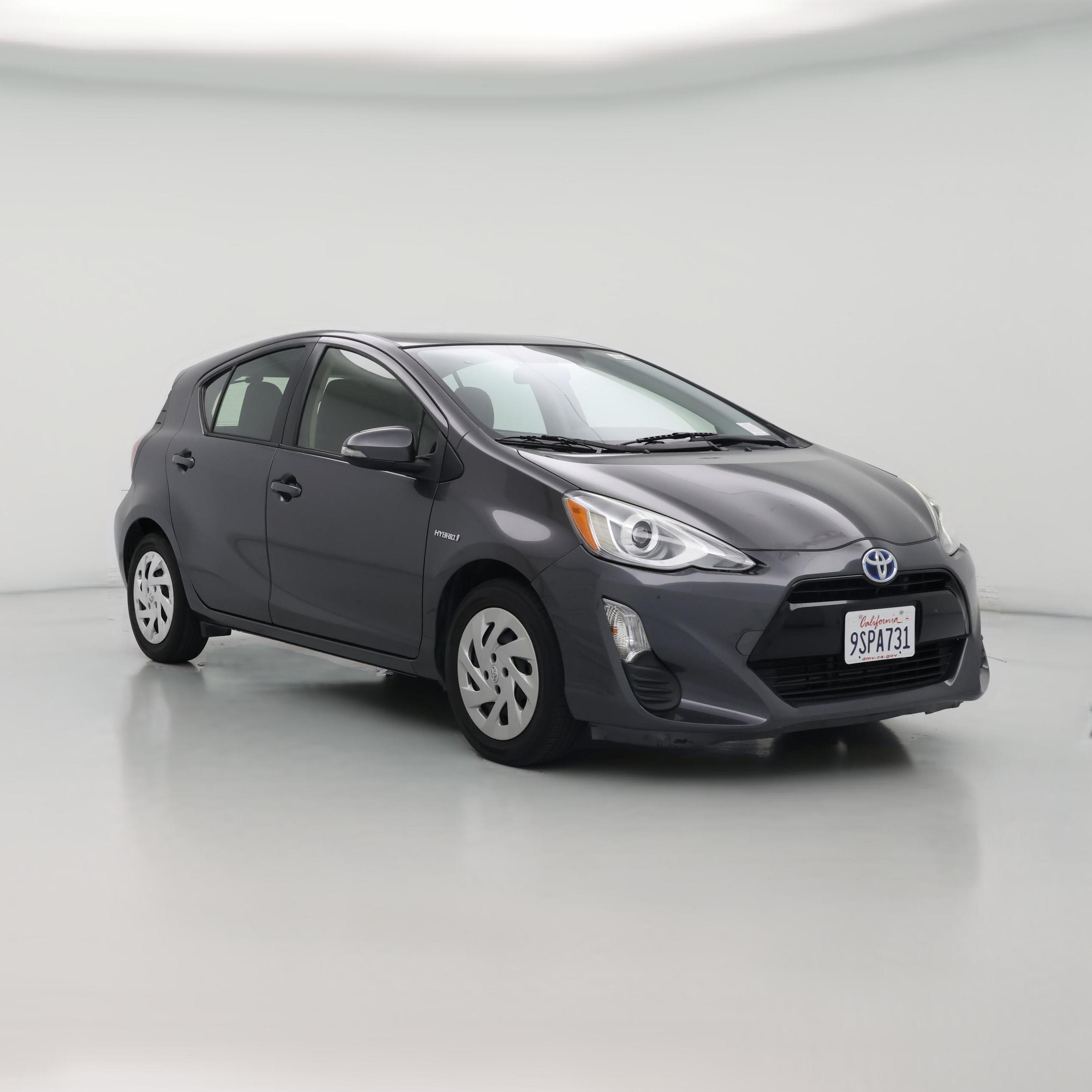 Thumbnail: 2016 Toyota Prius c - 1