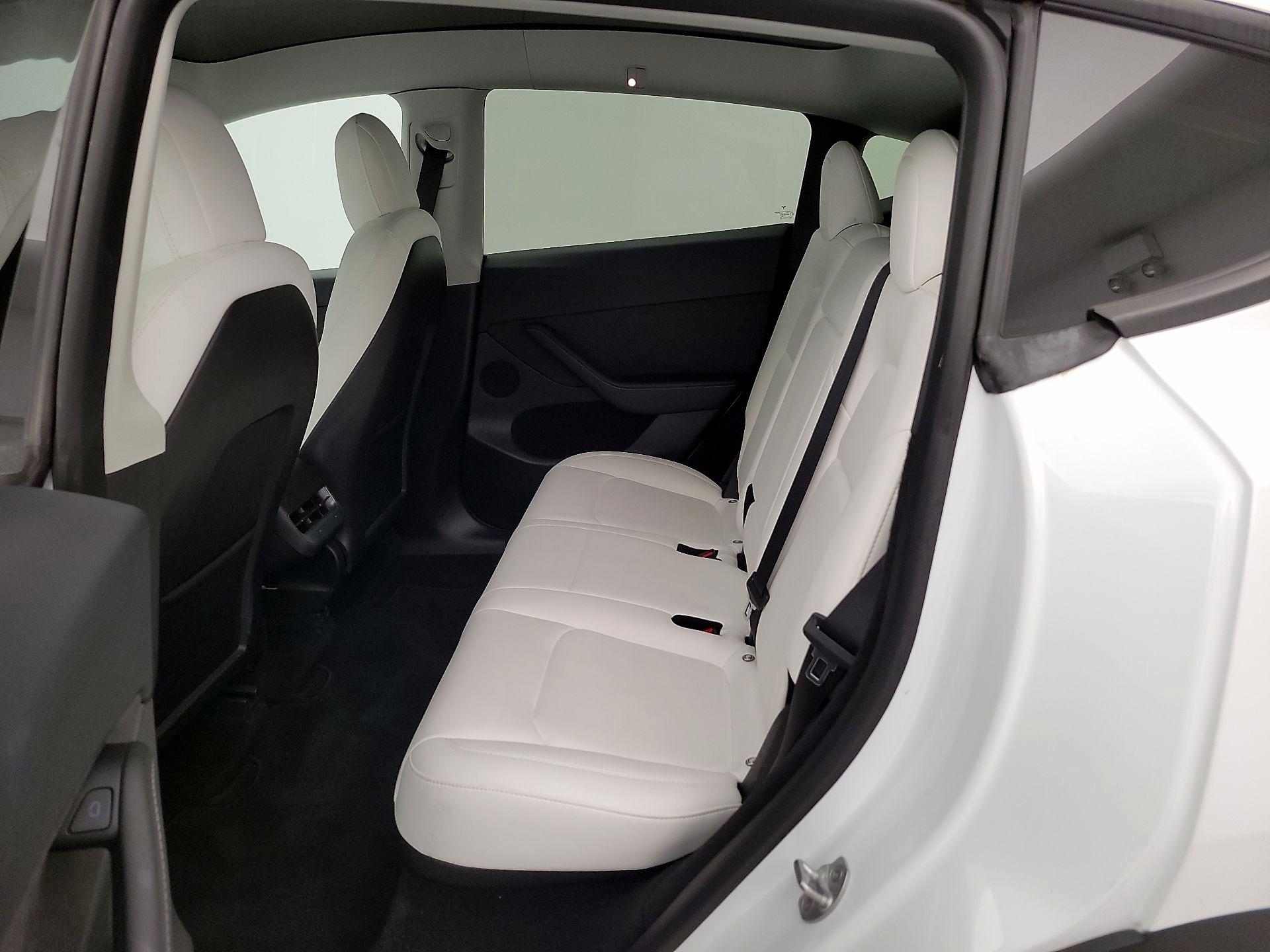 Thumbnail: 2023 Tesla Model Y - 19
