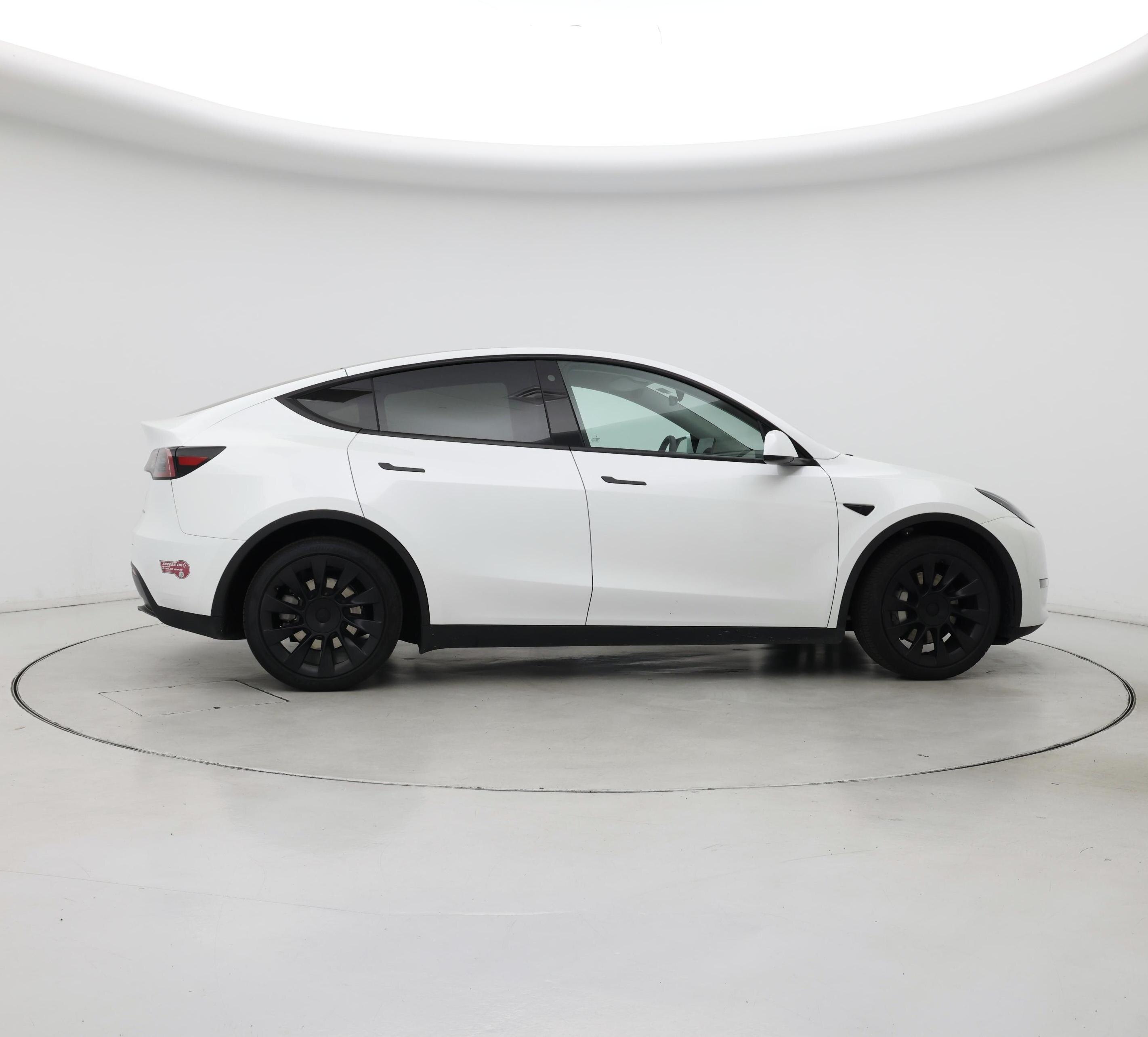 Thumbnail: 2023 Tesla Model Y - 7