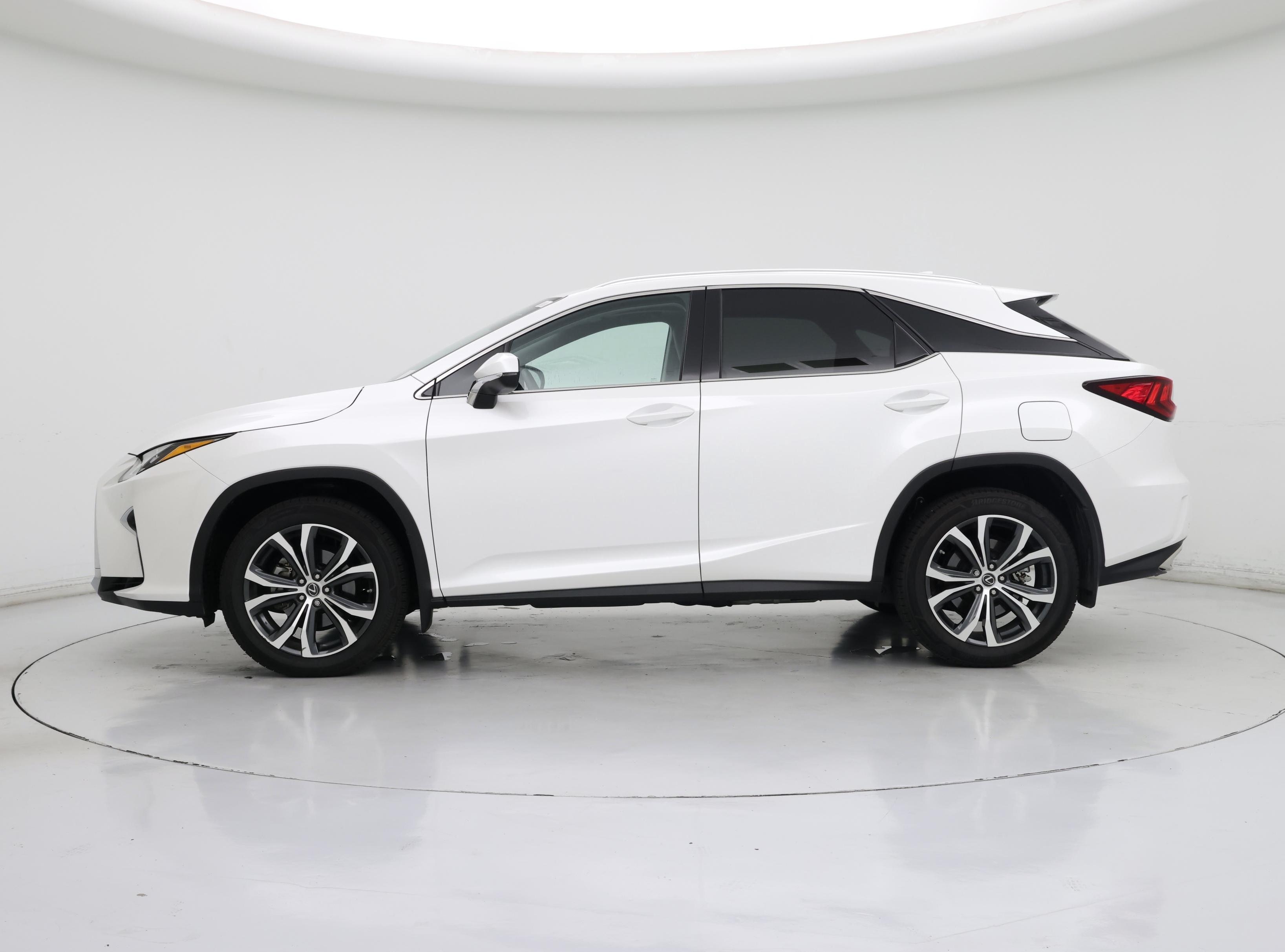 Thumbnail: 2018 Lexus RX - 3