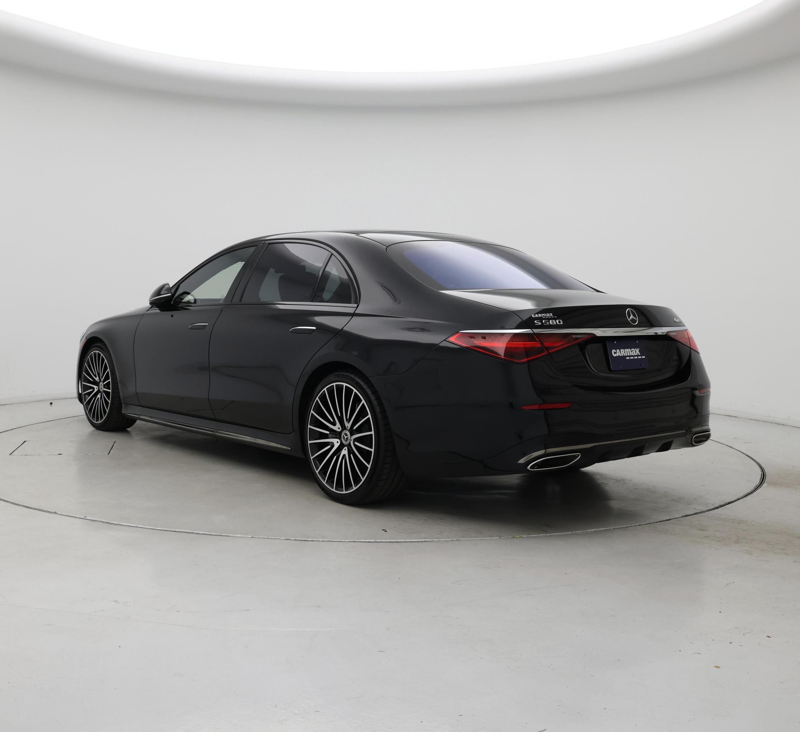 Thumbnail: 2023 Mercedes-Benz S-Class - 2