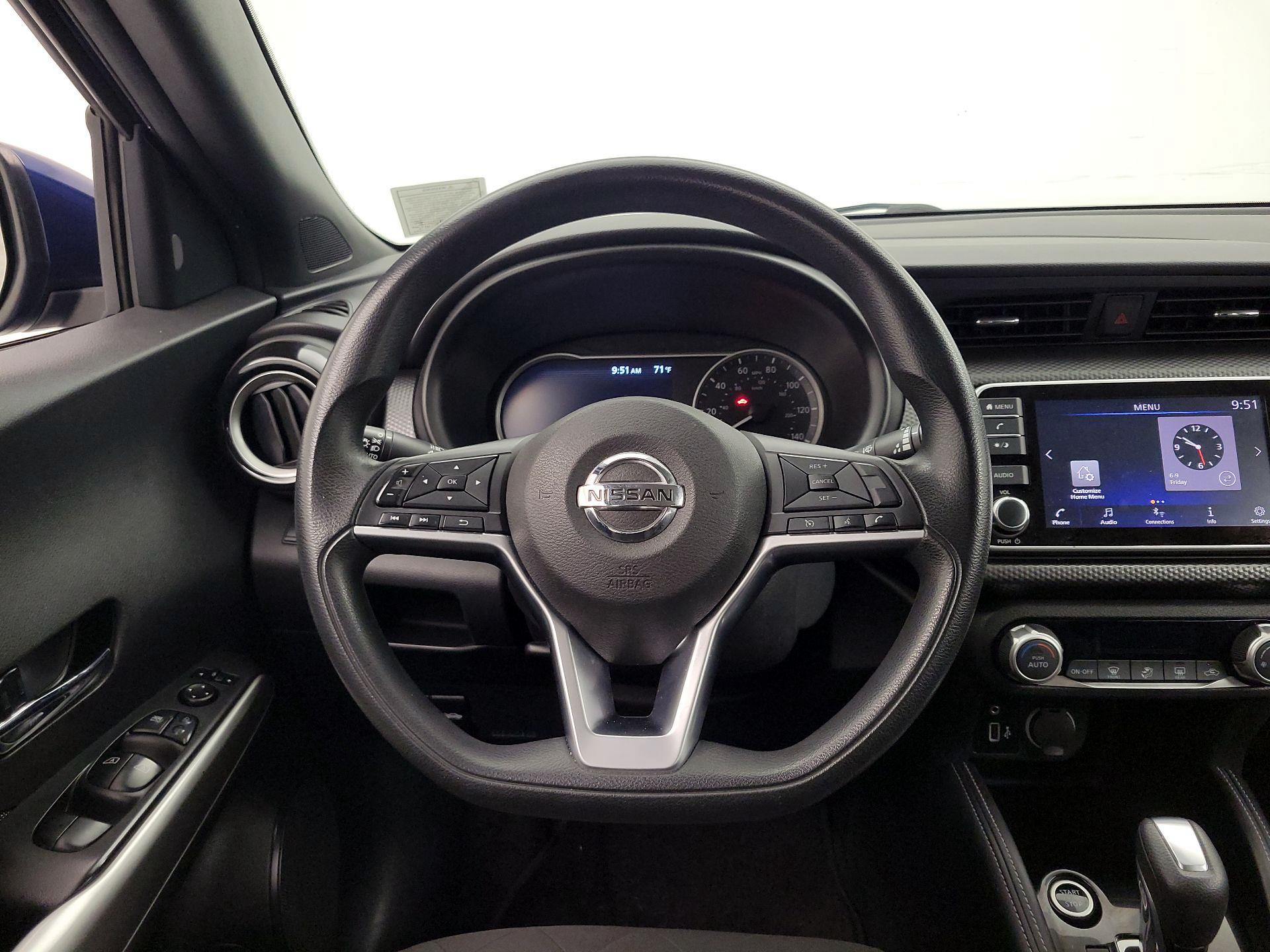 Thumbnail: 2019 Nissan Kicks - 10