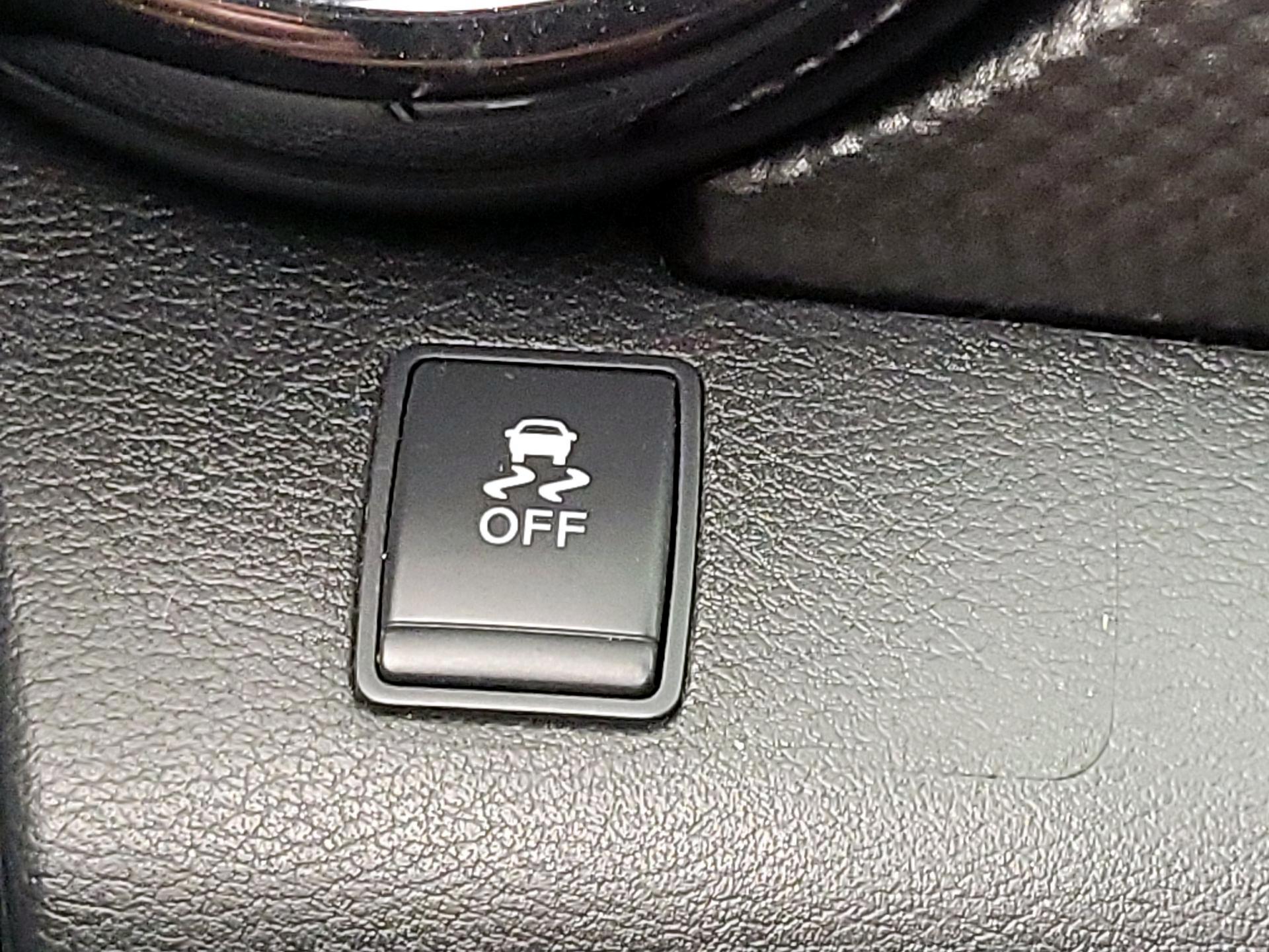 Thumbnail: 2019 Nissan Kicks - 13