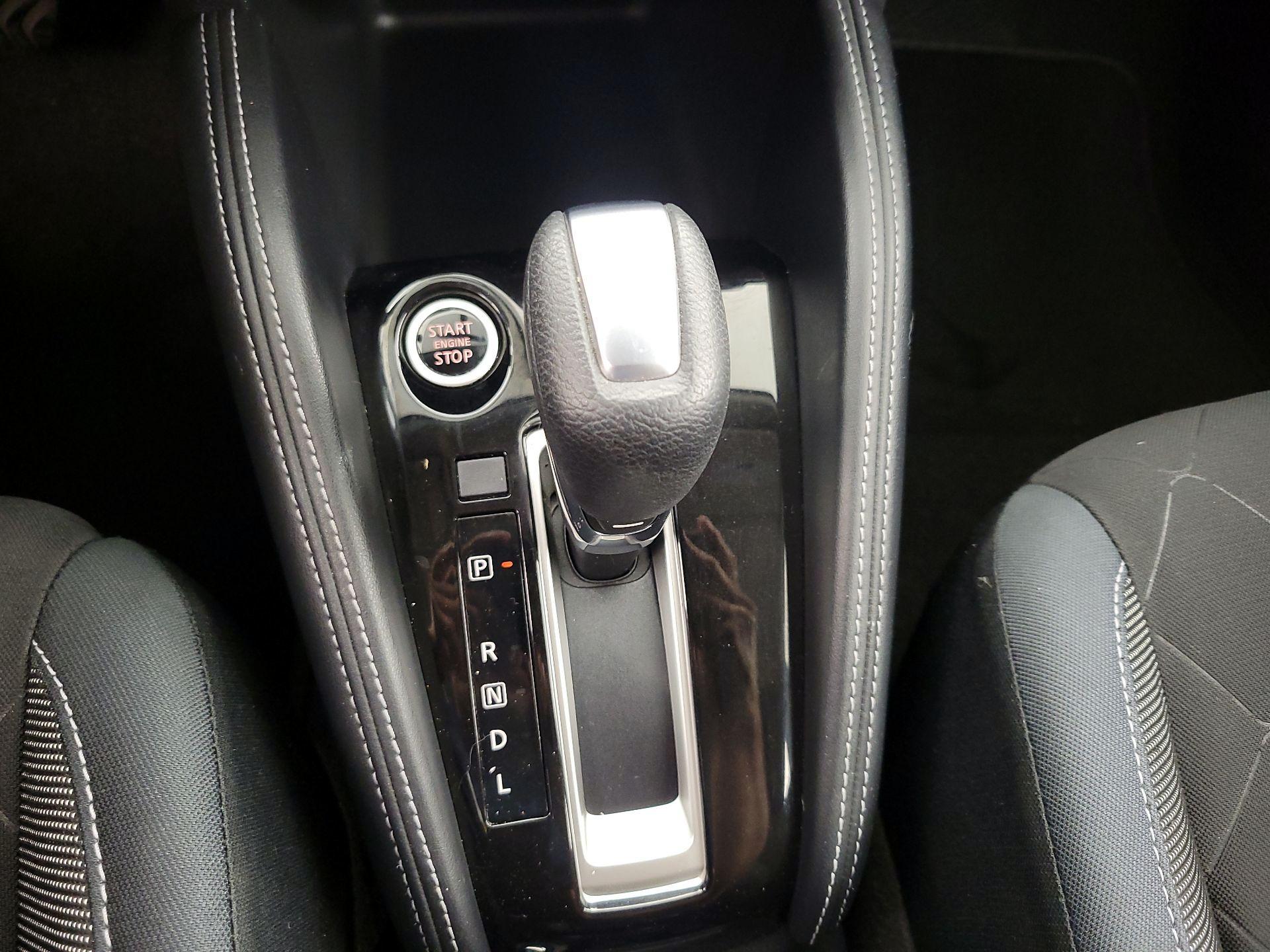 Thumbnail: 2019 Nissan Kicks - 17