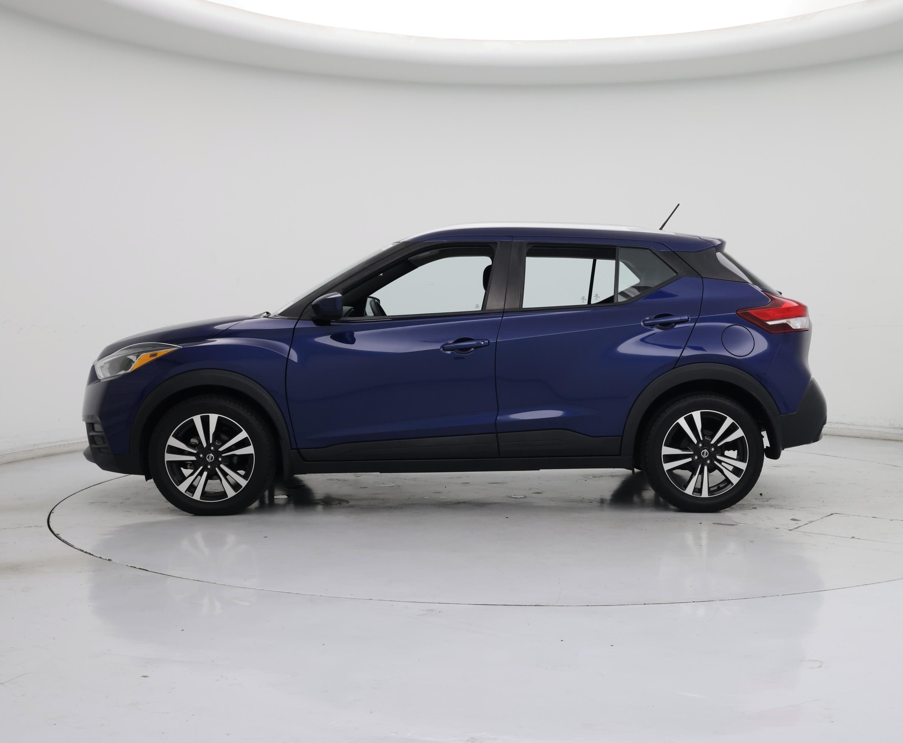 Thumbnail: 2019 Nissan Kicks - 3