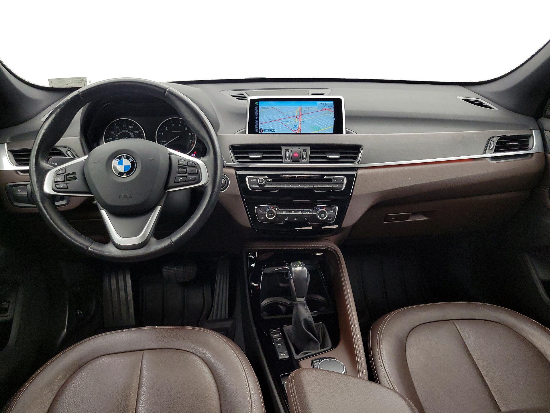 Thumbnail: 2016 BMW X1 - 9