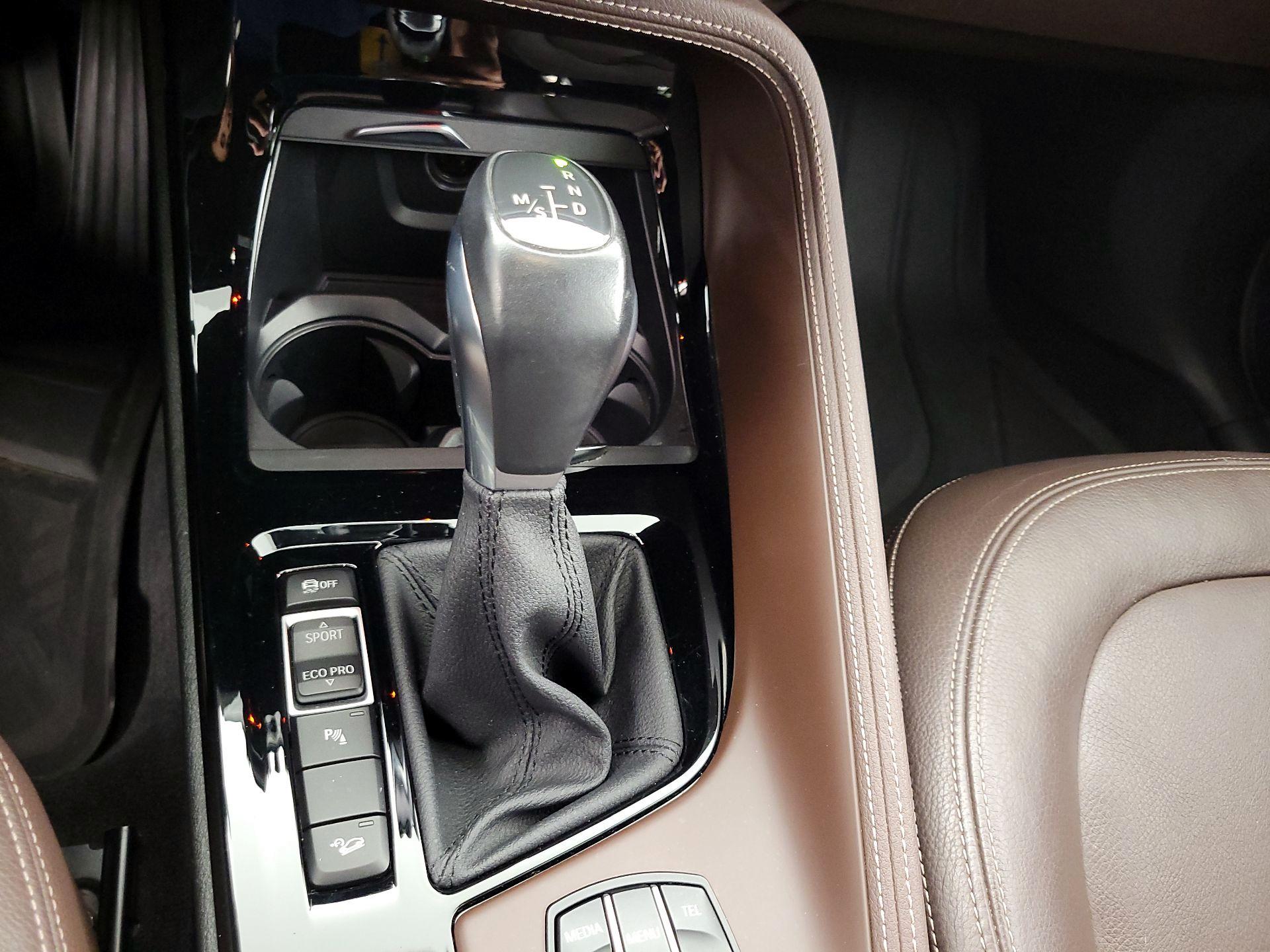 Thumbnail: 2016 BMW X1 - 18