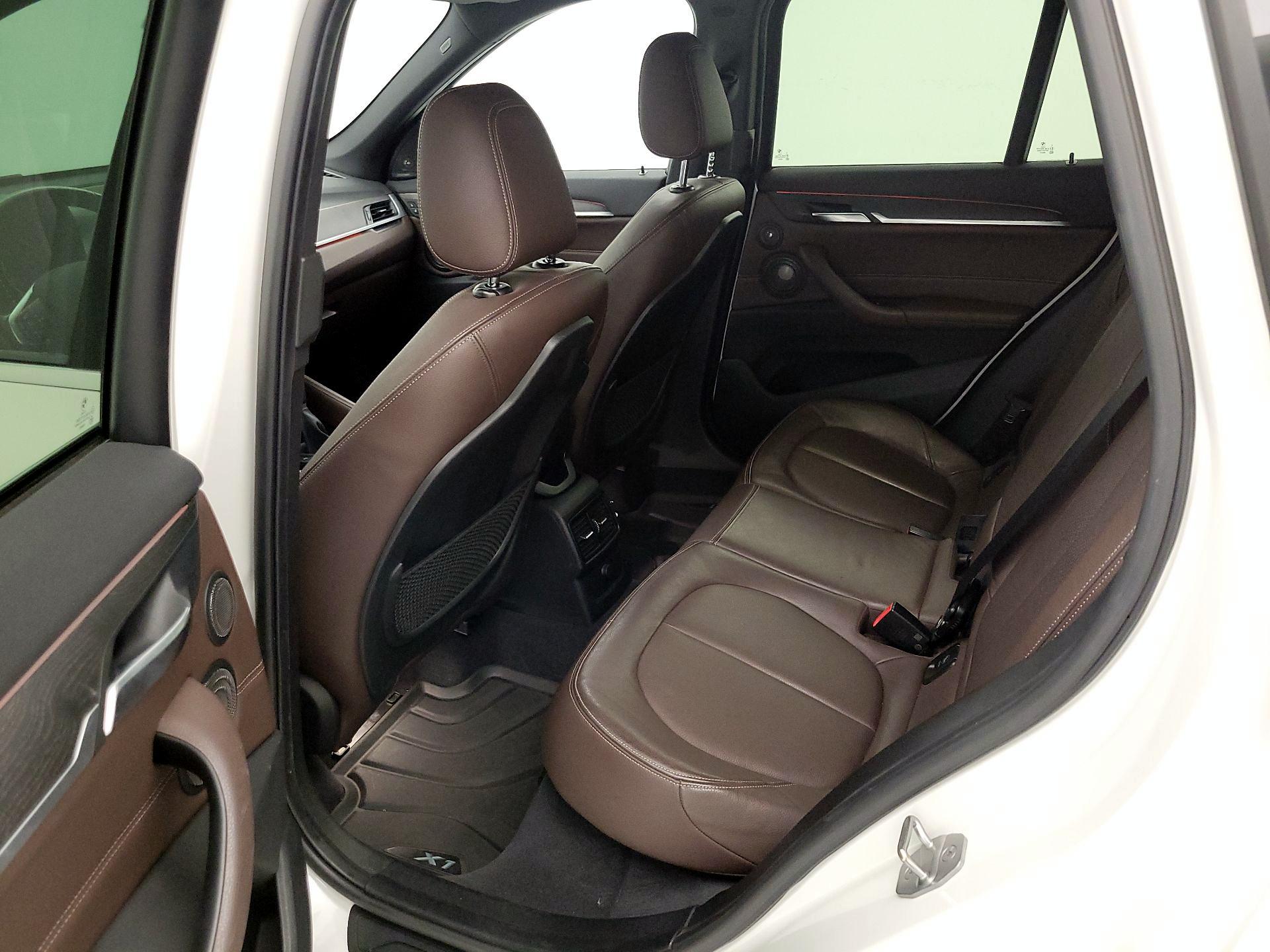 Thumbnail: 2016 BMW X1 - 19