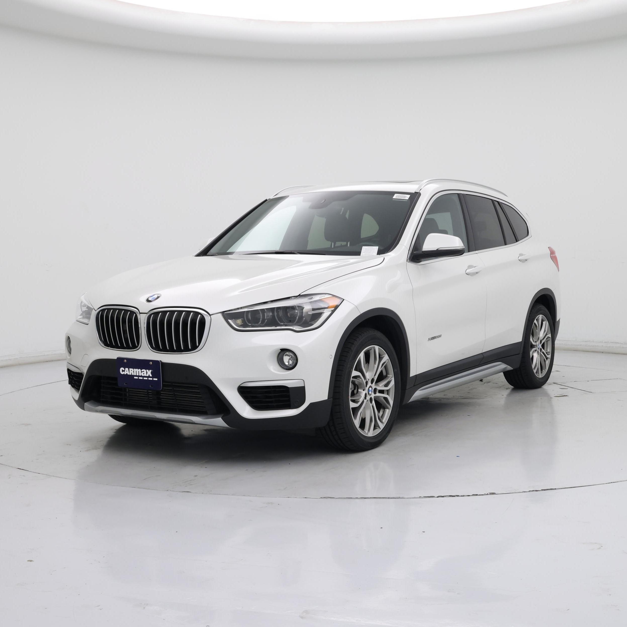 Thumbnail: 2016 BMW X1 - 4