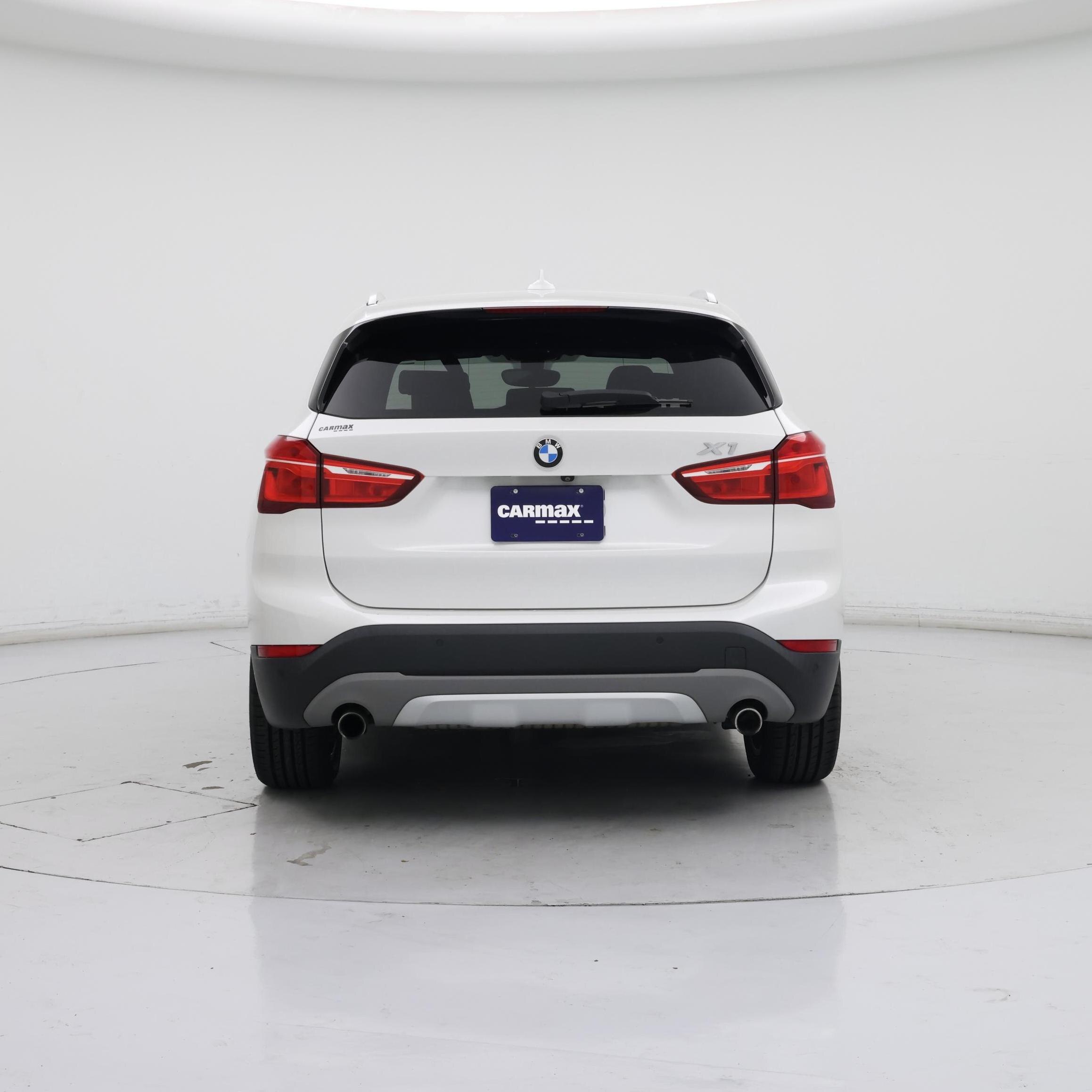 Thumbnail: 2016 BMW X1 - 6