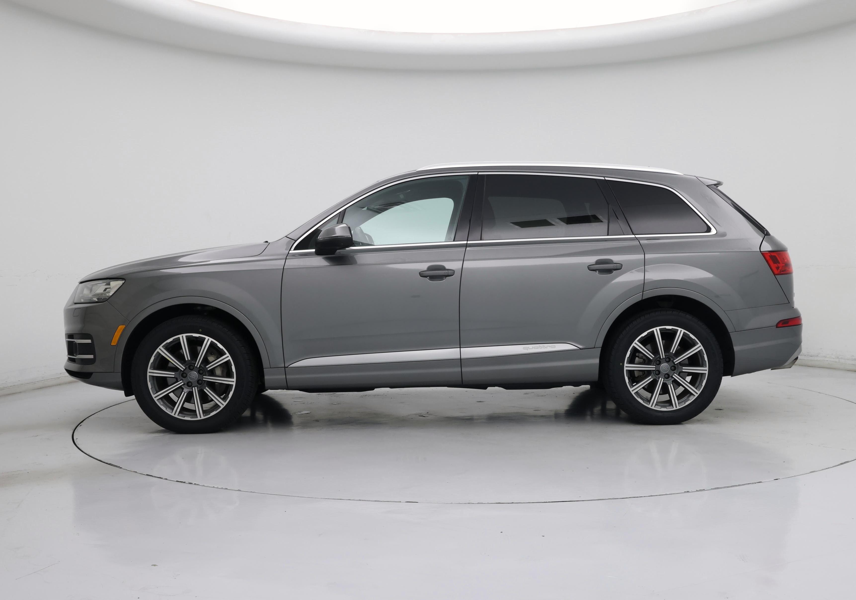 Thumbnail: 2017 Audi Q7 - 3