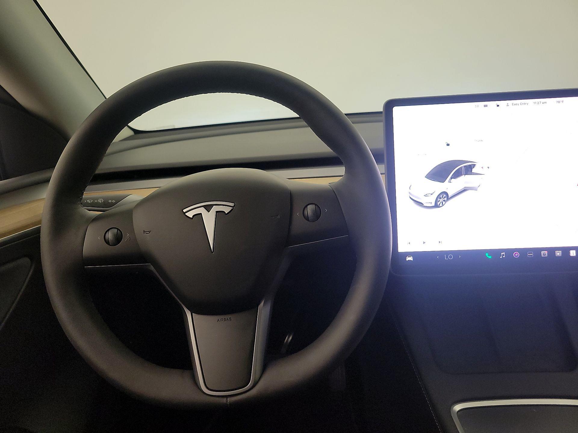 Thumbnail: 2023 Tesla Model Y - 10