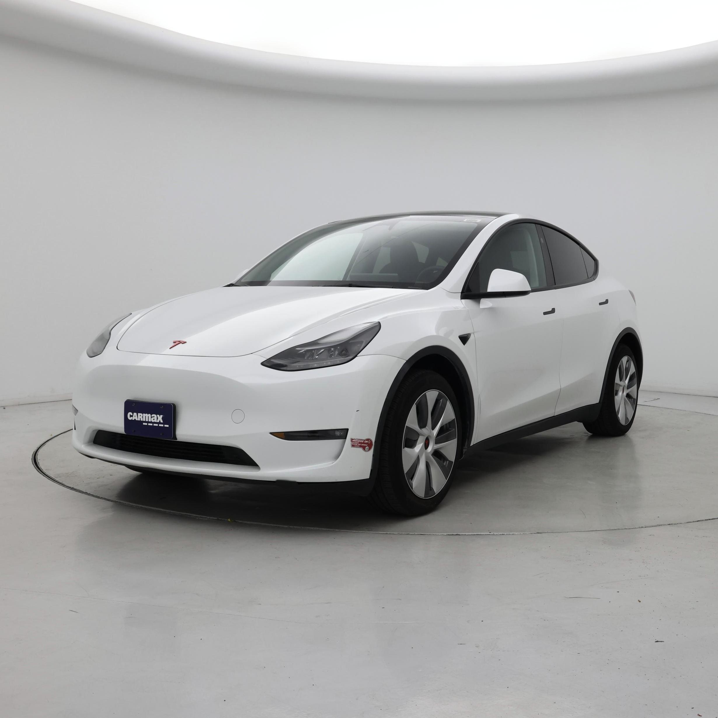 Thumbnail: 2023 Tesla Model Y - 4