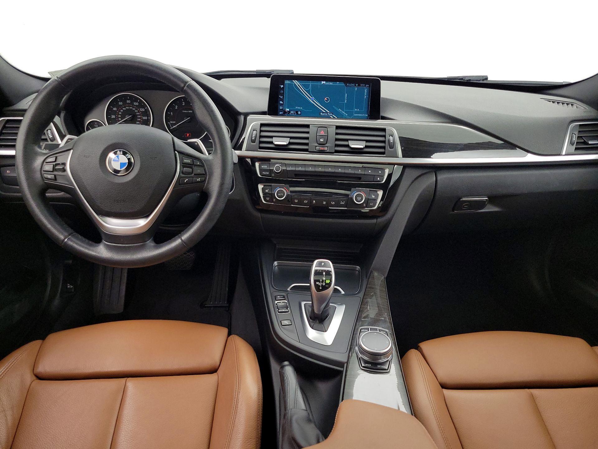 Thumbnail: 2017 BMW 3 Series - 9