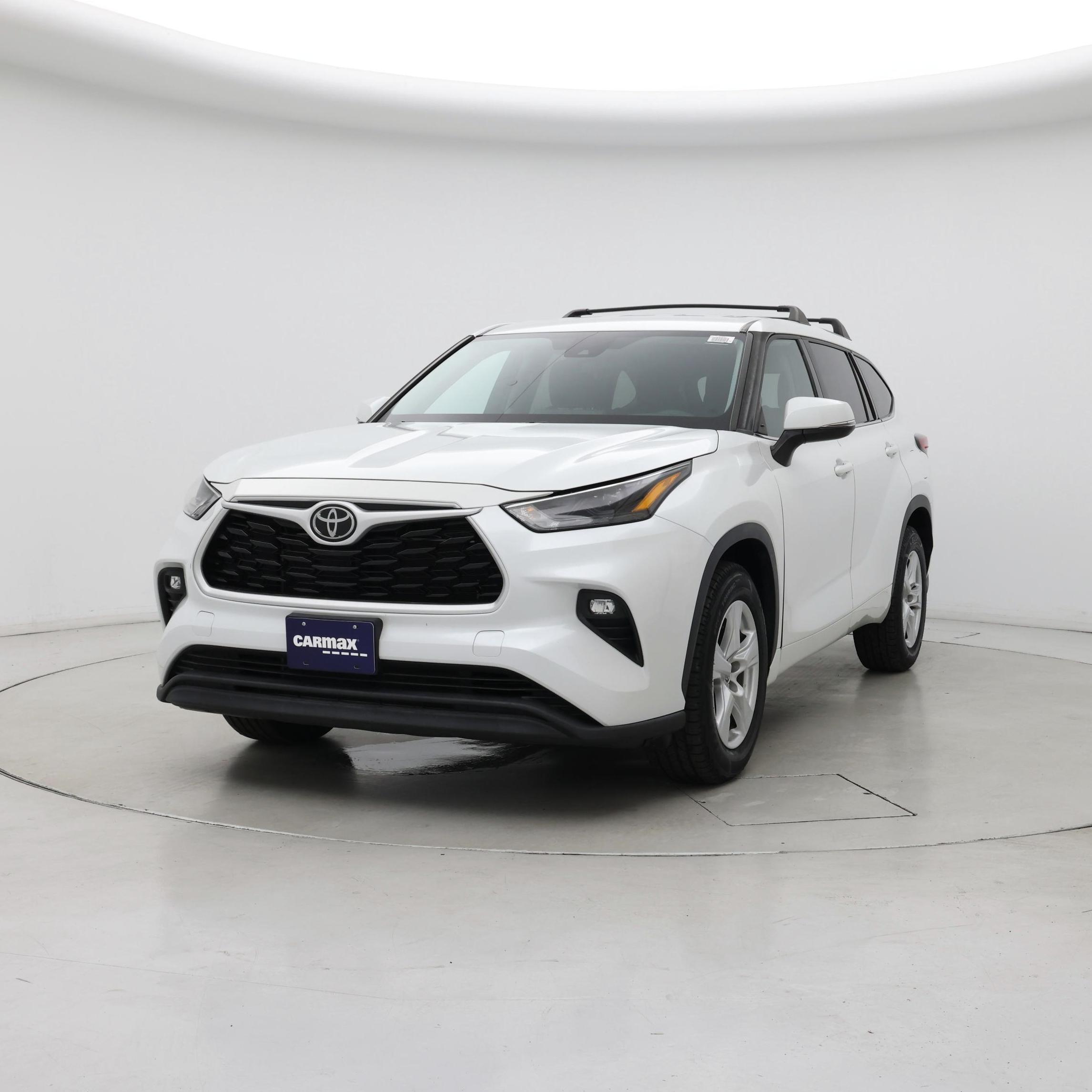 Thumbnail: 2022 Toyota Highlander - 4