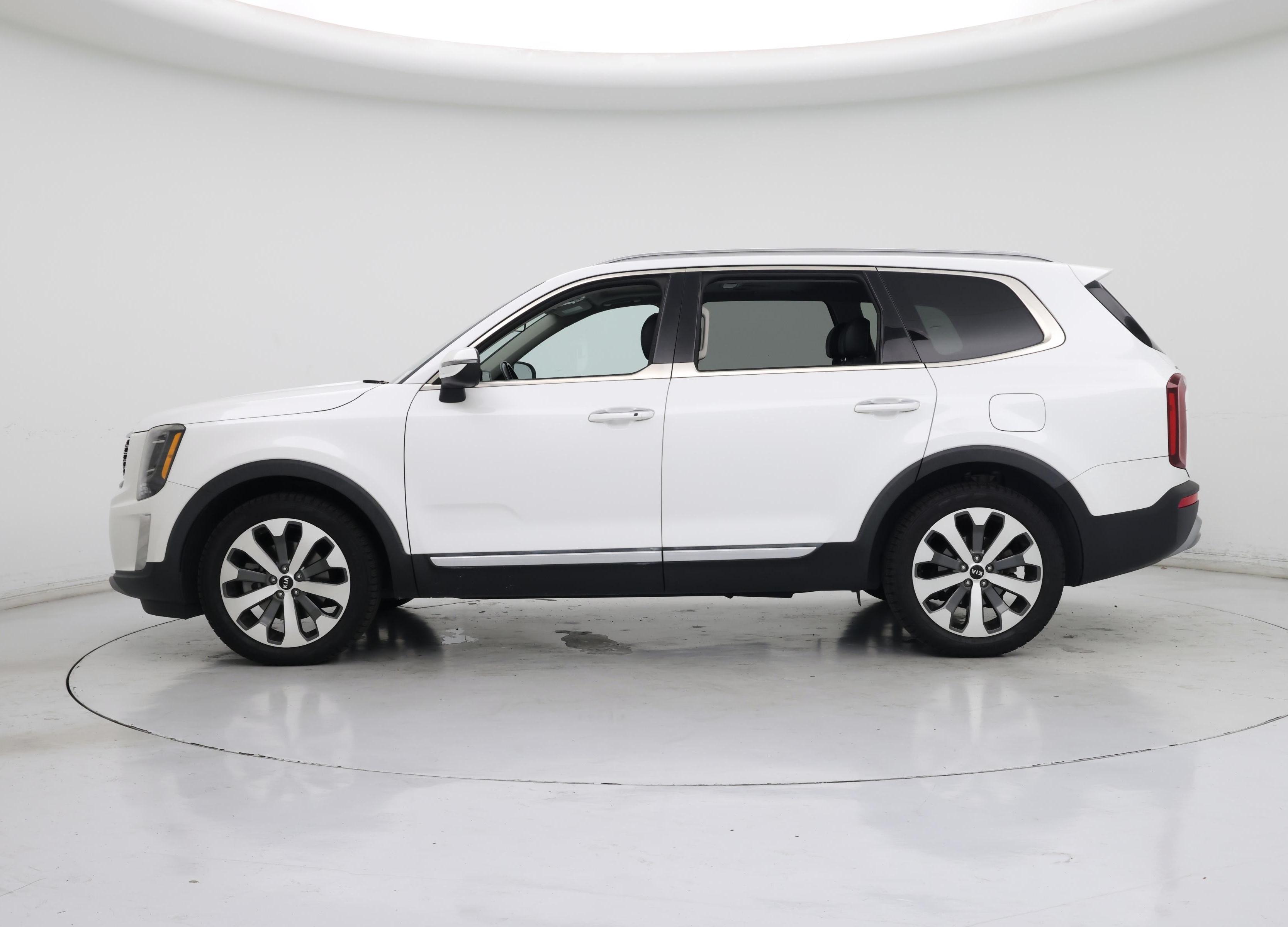 Thumbnail: 2021 Kia Telluride - 3
