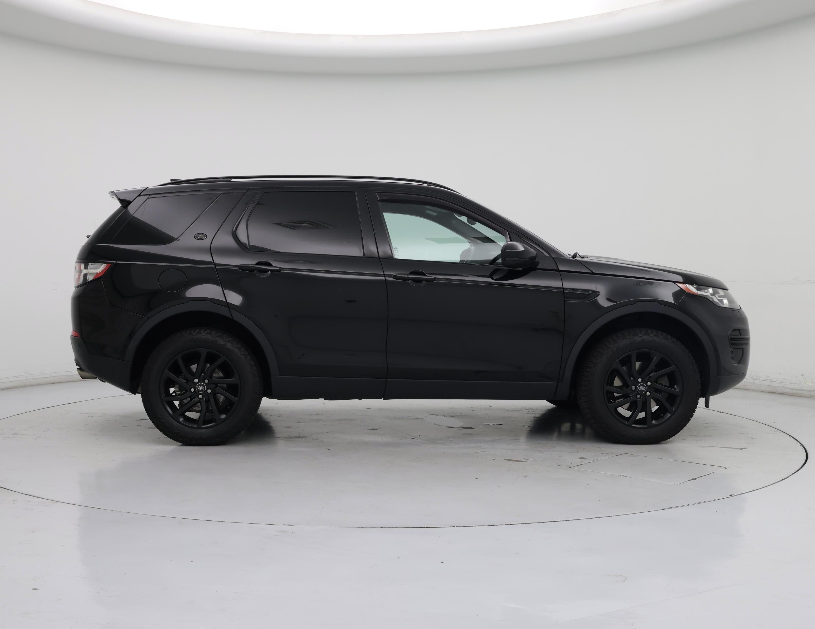Thumbnail: 2019 Land Rover Discovery Sport - 7