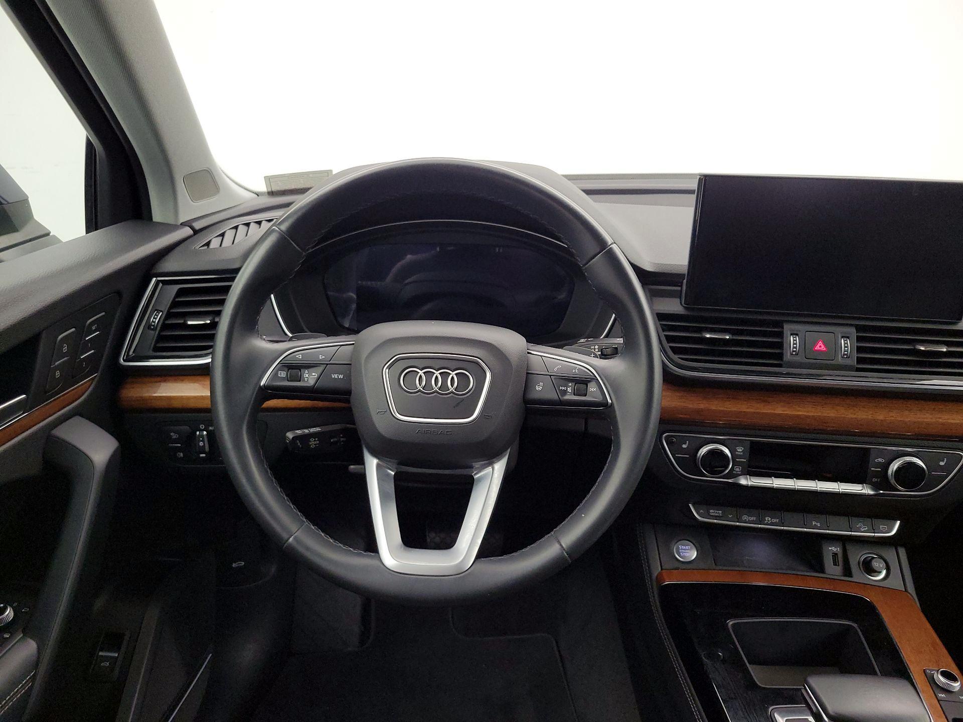Thumbnail: 2021 Audi Q5 - 10
