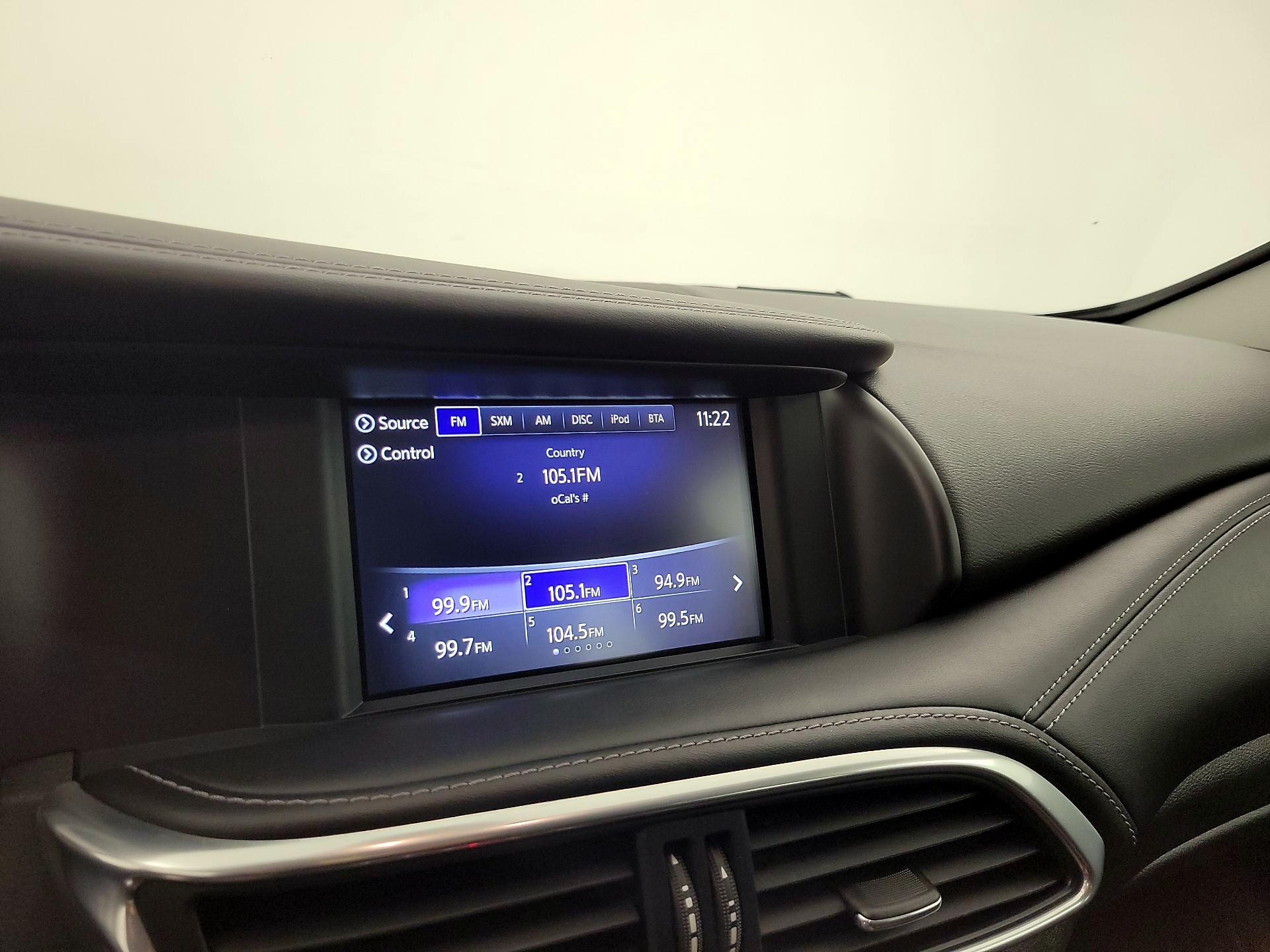 Thumbnail: 2019 INFINITI QX30 - 15