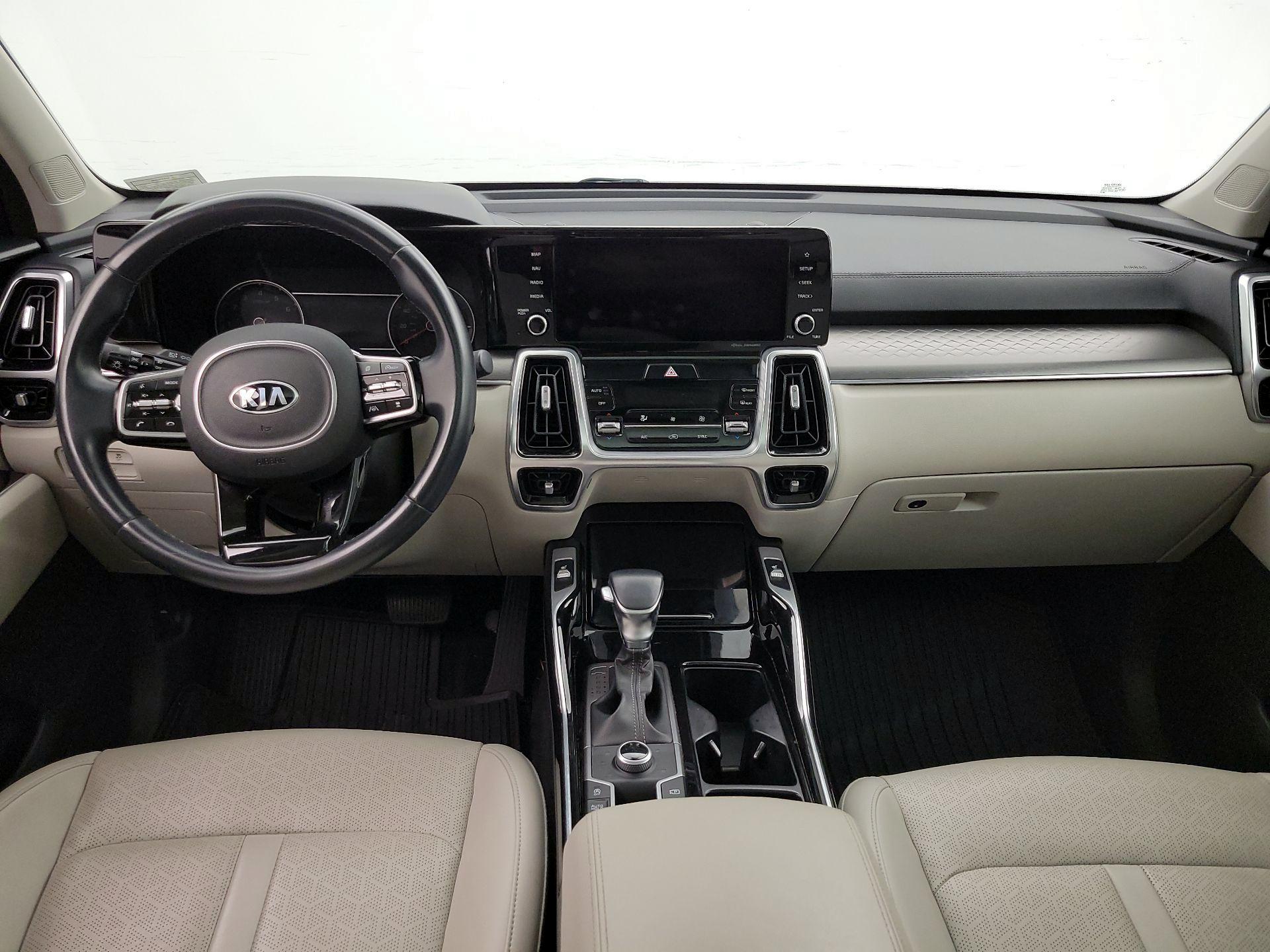 Thumbnail: 2021 Kia Sorento - 9