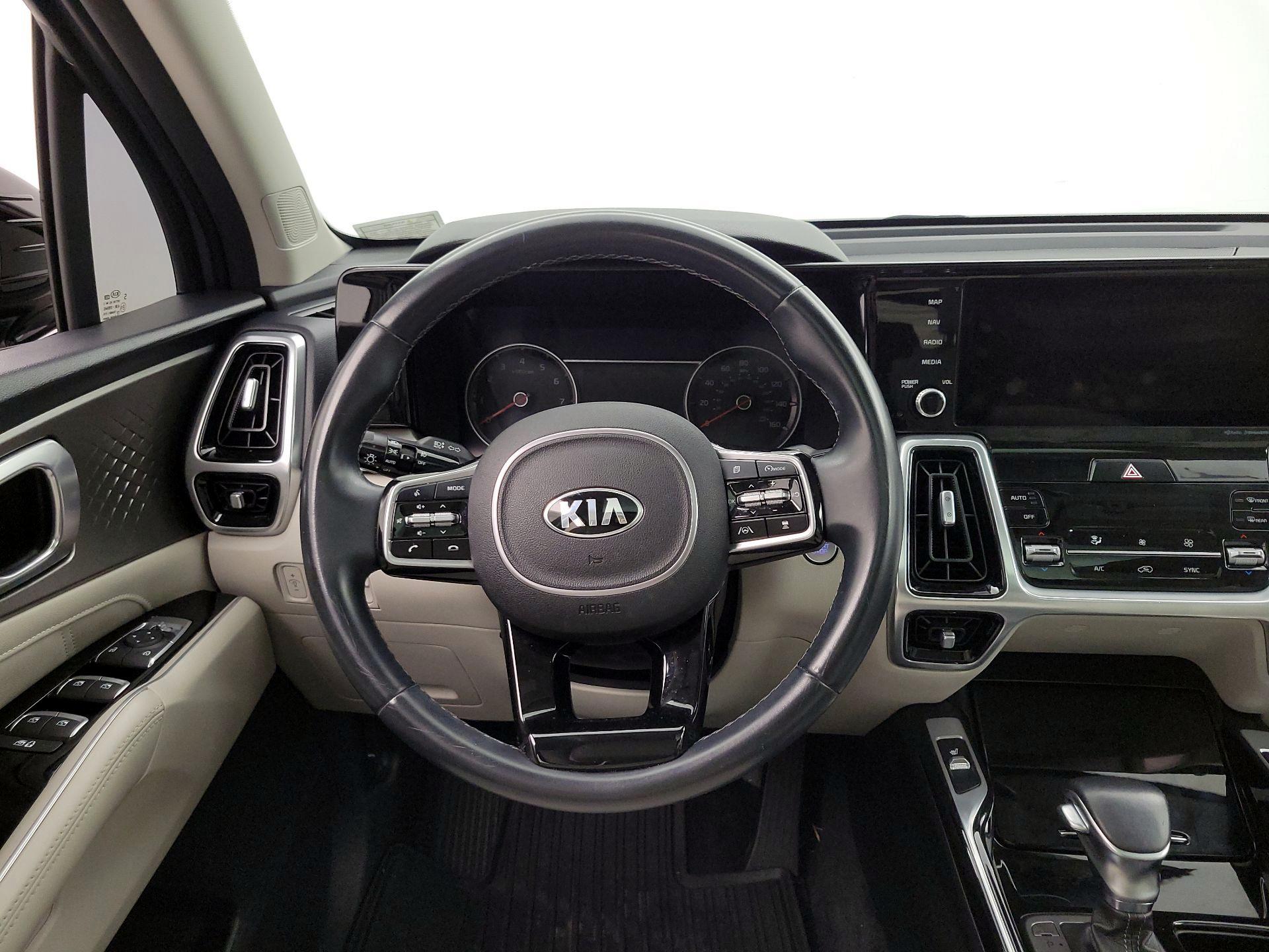Thumbnail: 2021 Kia Sorento - 10