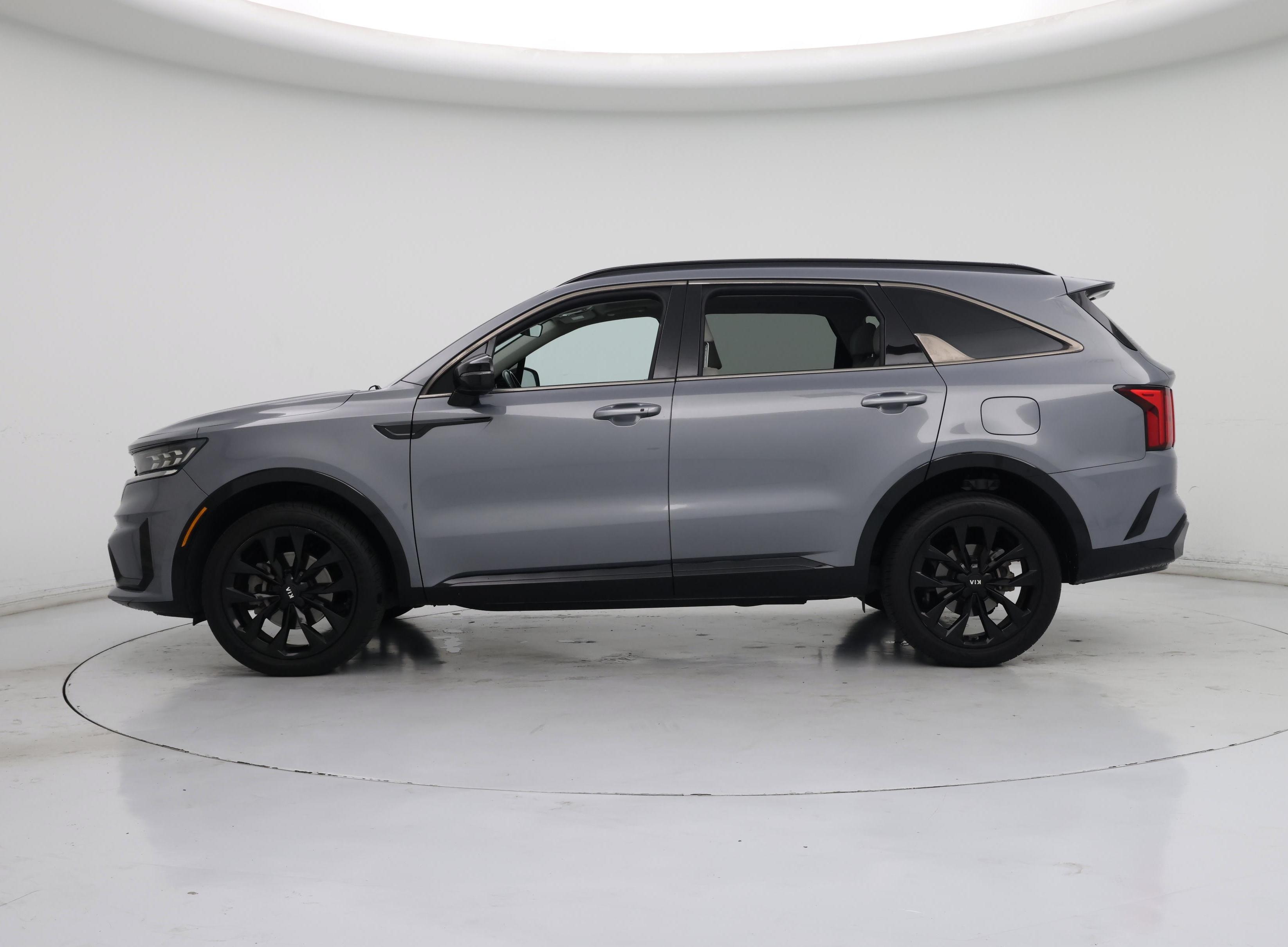 Thumbnail: 2021 Kia Sorento - 3