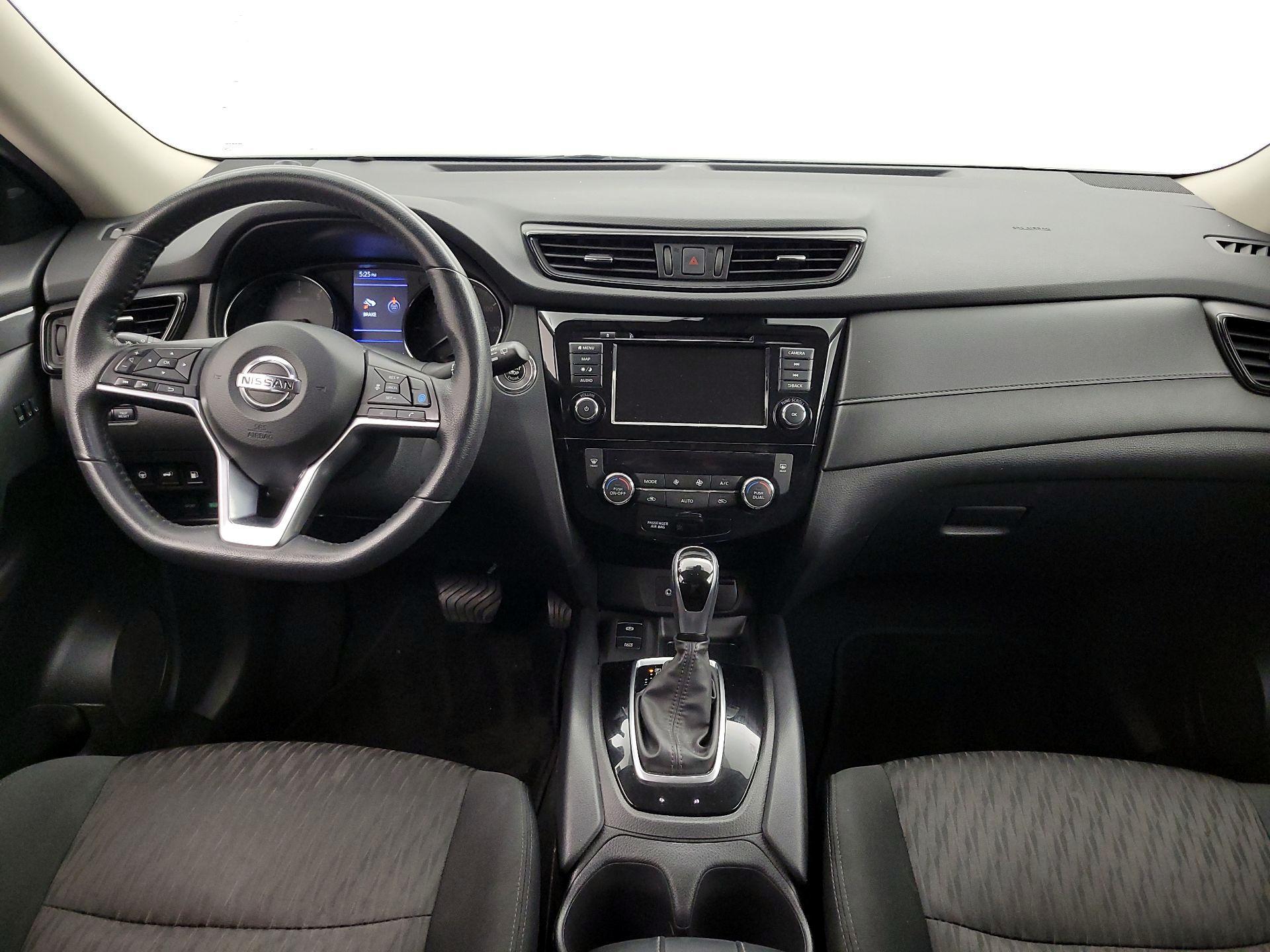 Thumbnail: 2020 Nissan Rogue - 9
