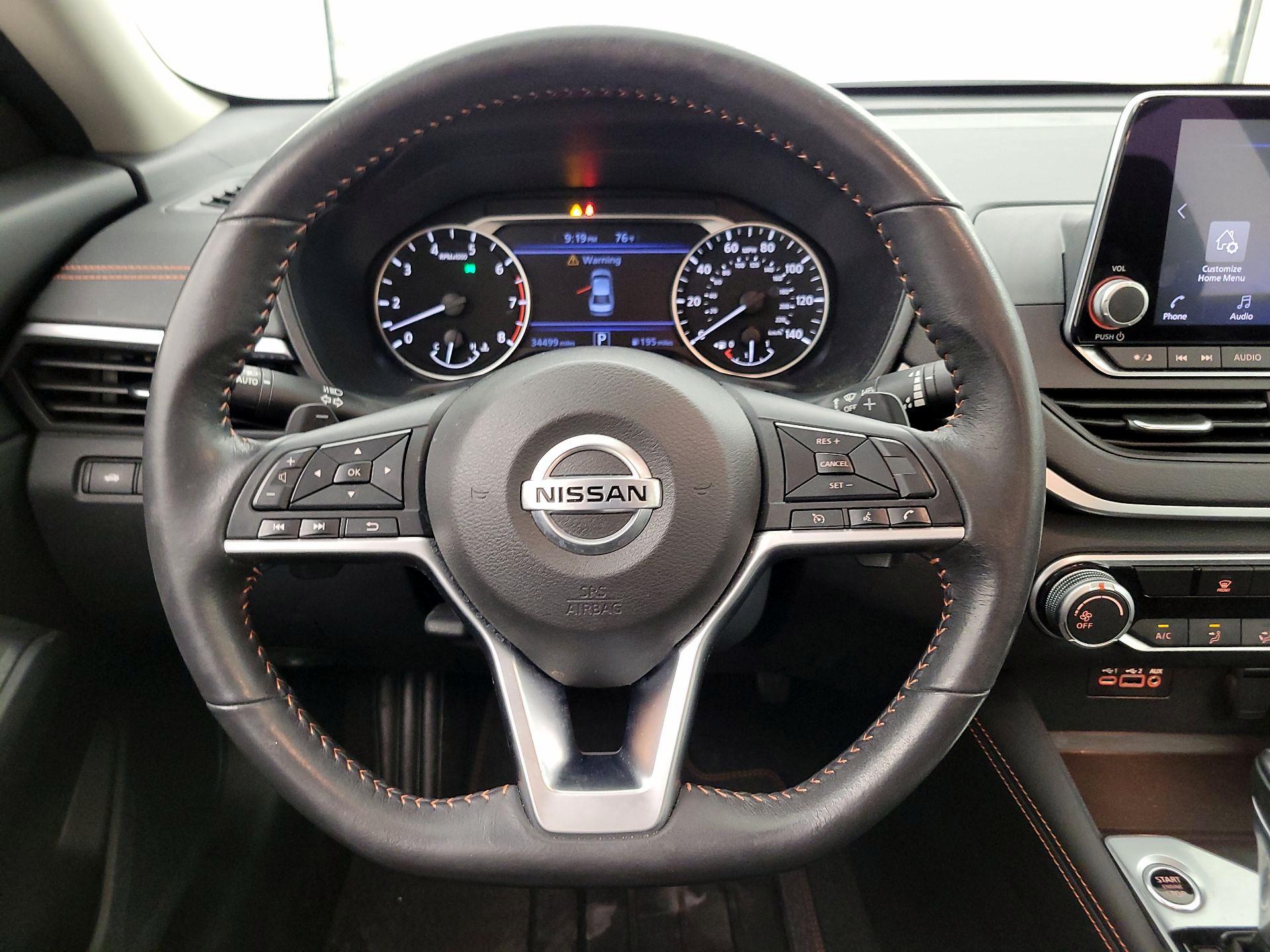 Thumbnail: 2022 Nissan Altima - 10