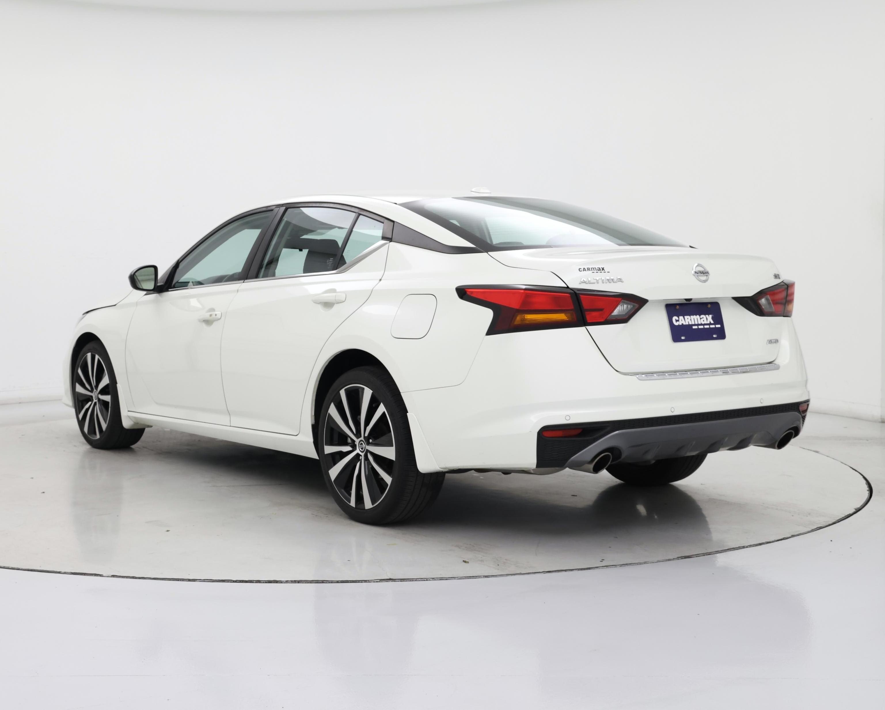 Thumbnail: 2022 Nissan Altima - 2