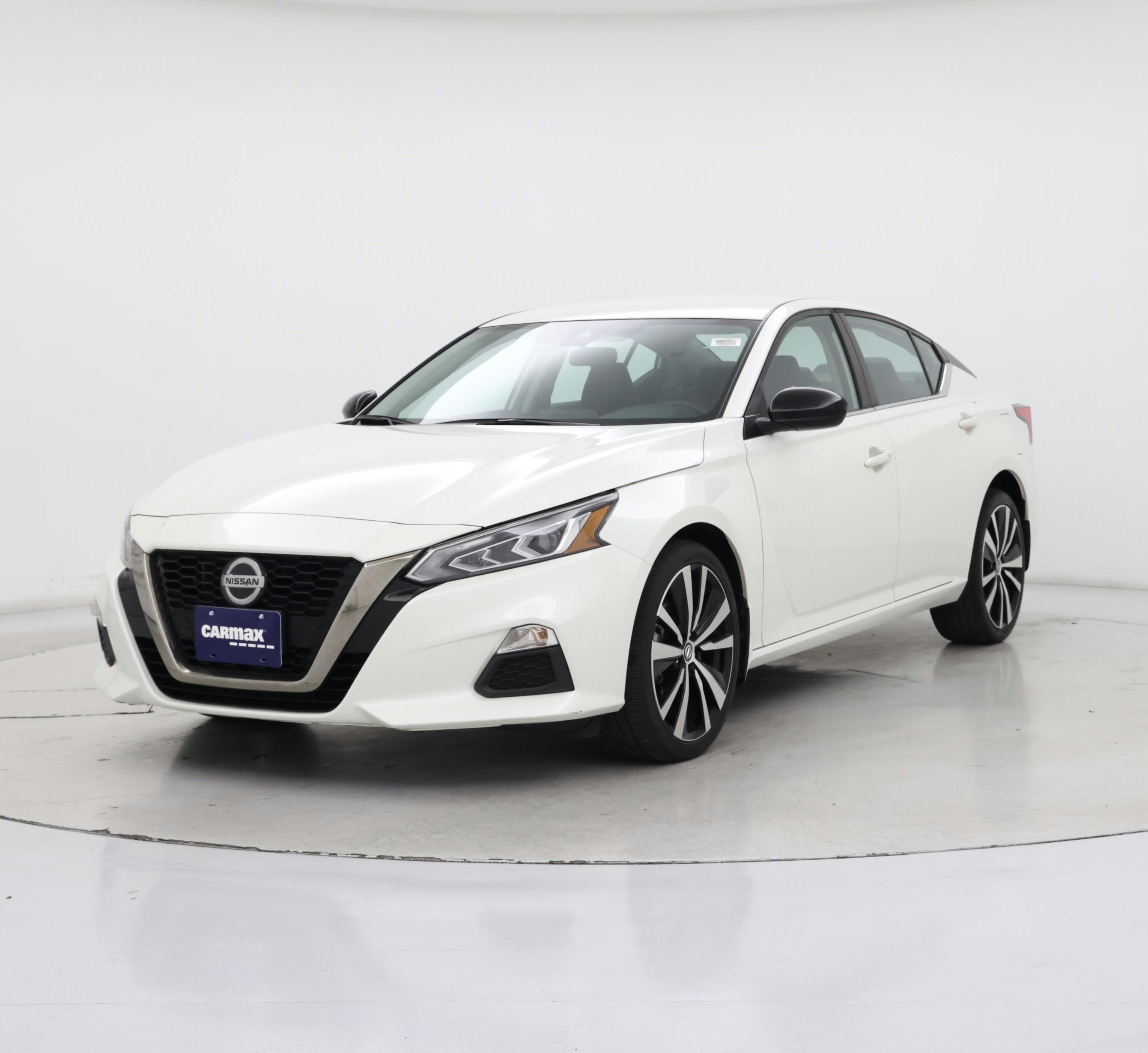 Thumbnail: 2022 Nissan Altima - 4