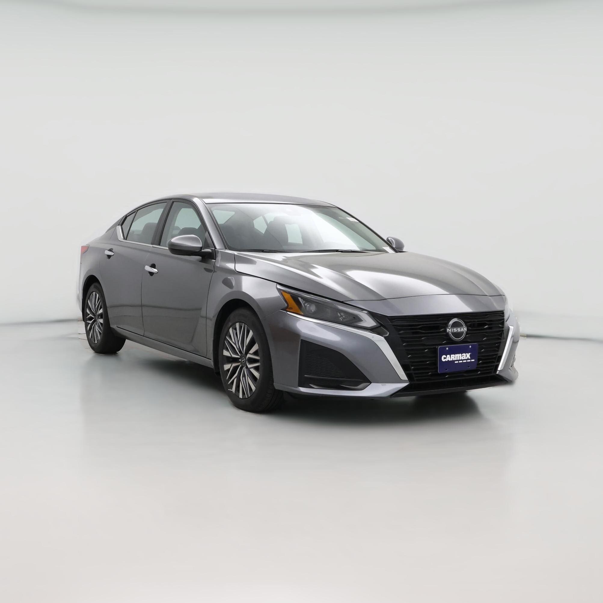 Thumbnail: 2023 Nissan Altima - 1