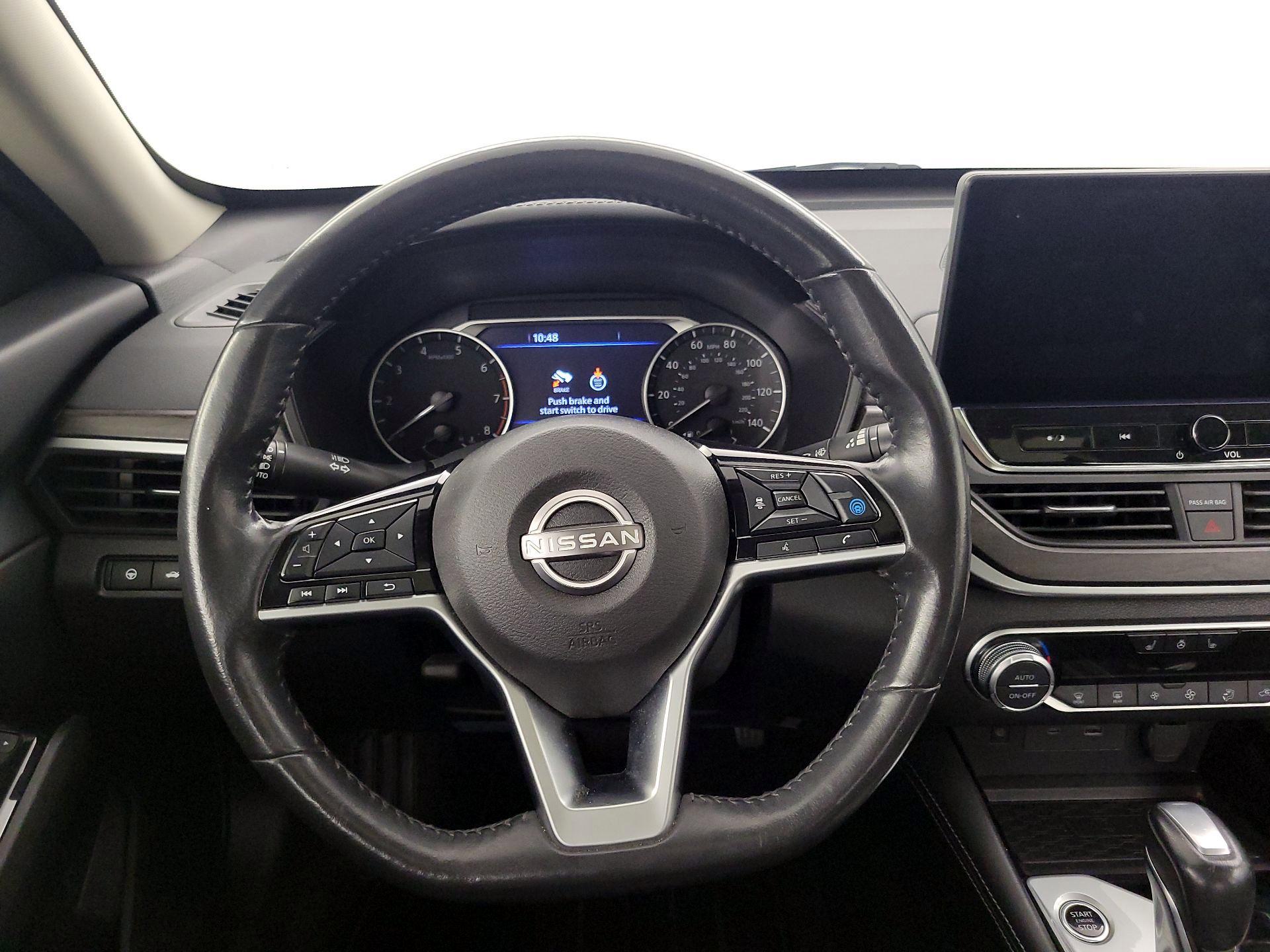 Thumbnail: 2023 Nissan Altima - 10