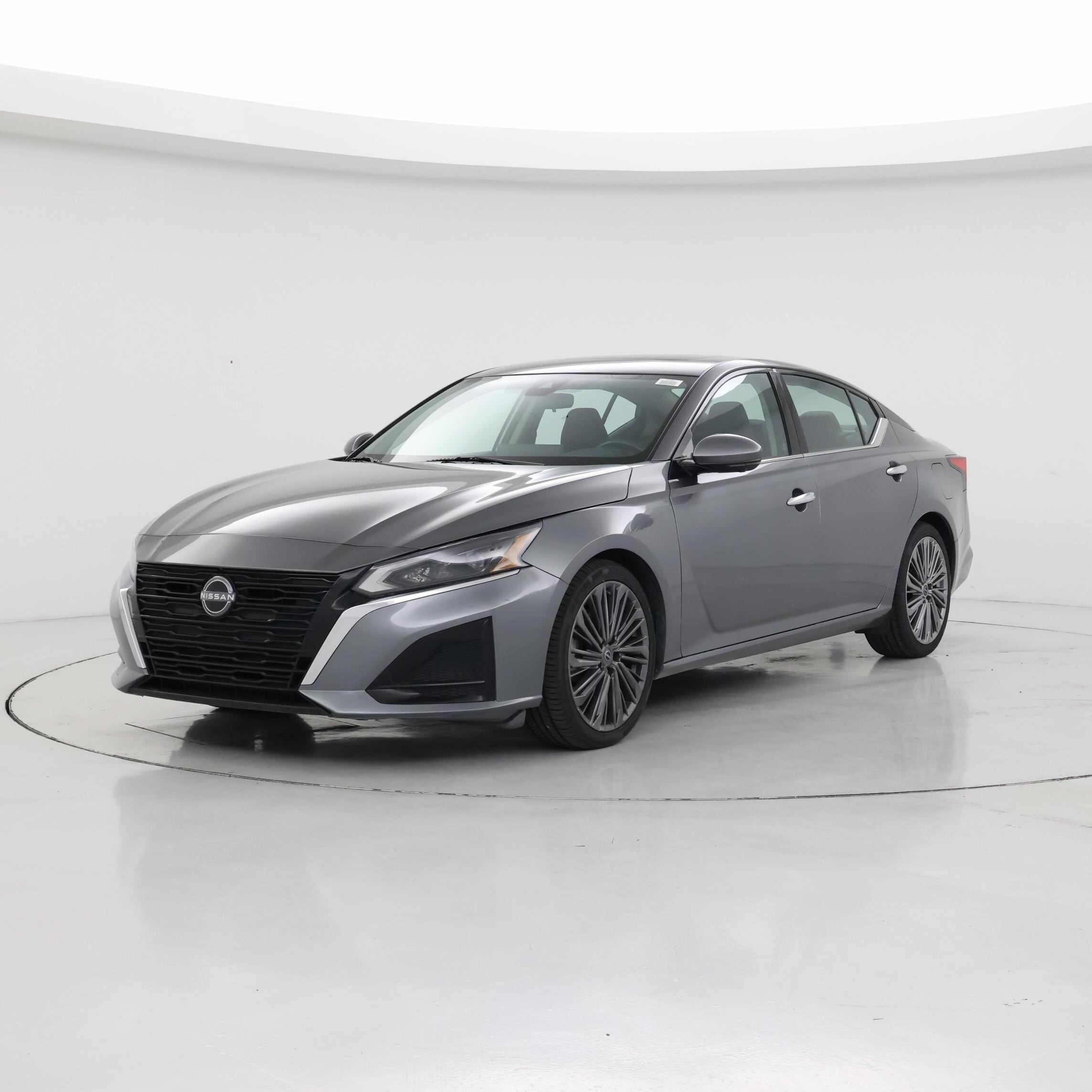 Thumbnail: 2023 Nissan Altima - 4