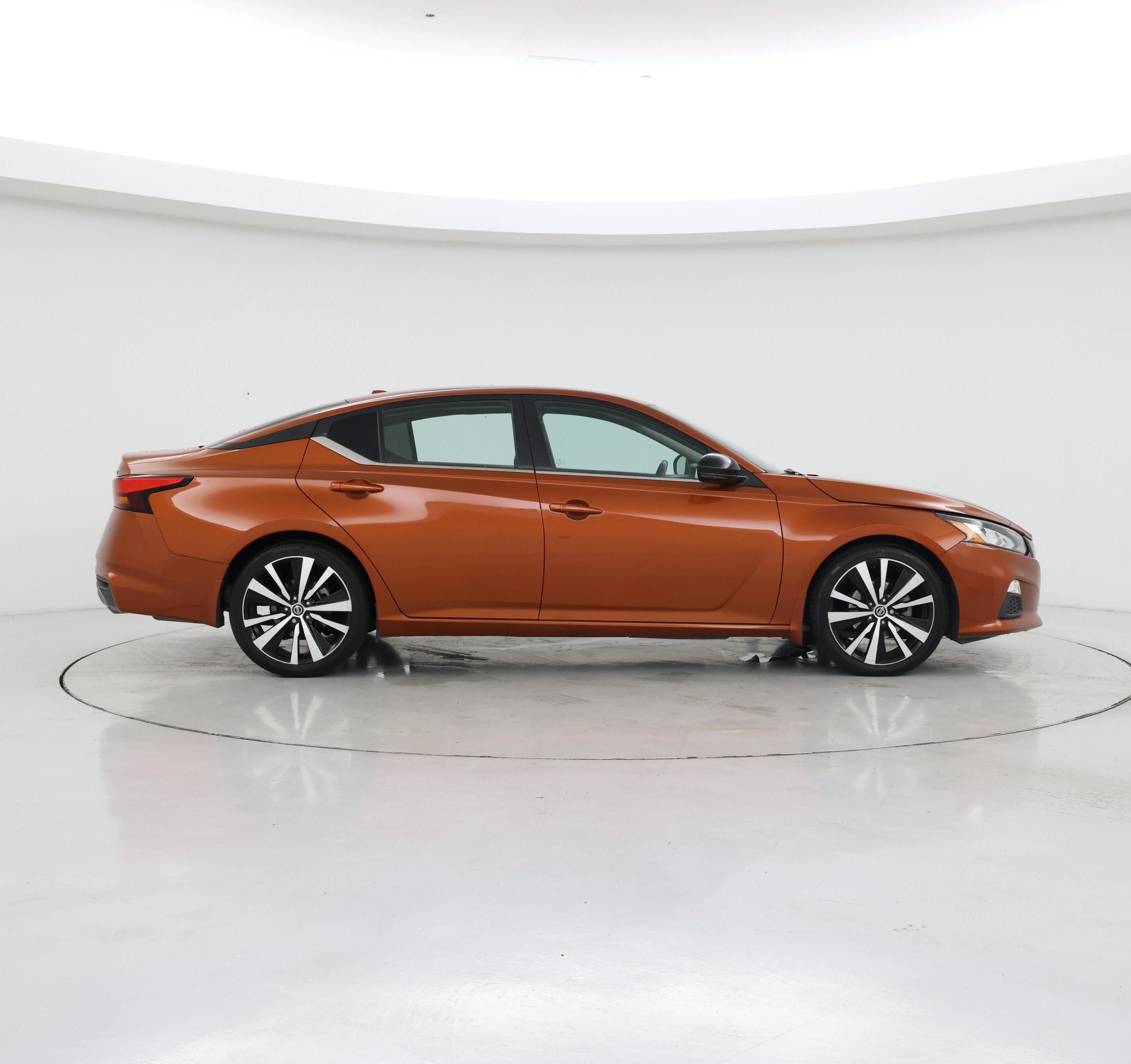 Thumbnail: 2020 Nissan Altima - 7