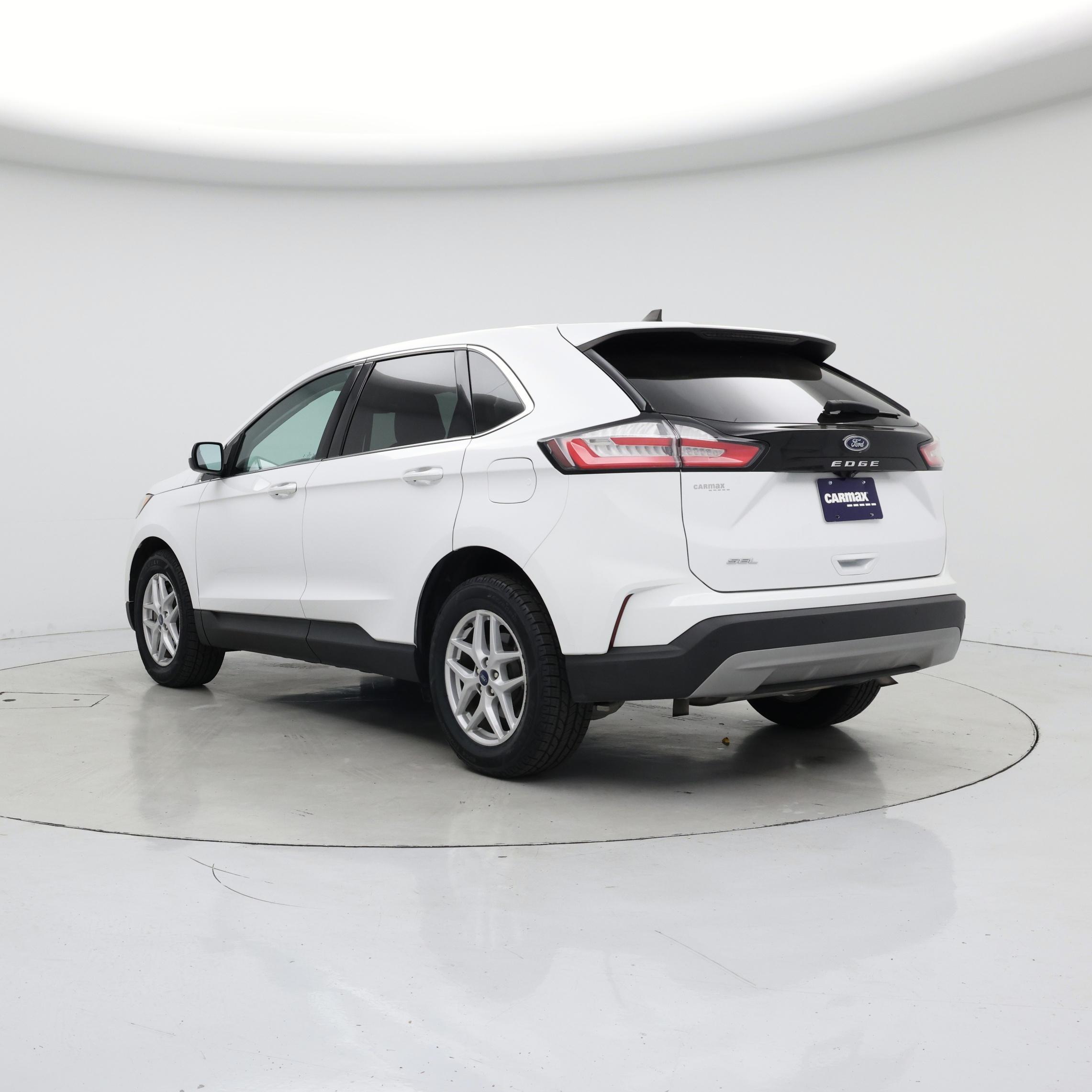 Thumbnail: 2021 Ford Edge - 2