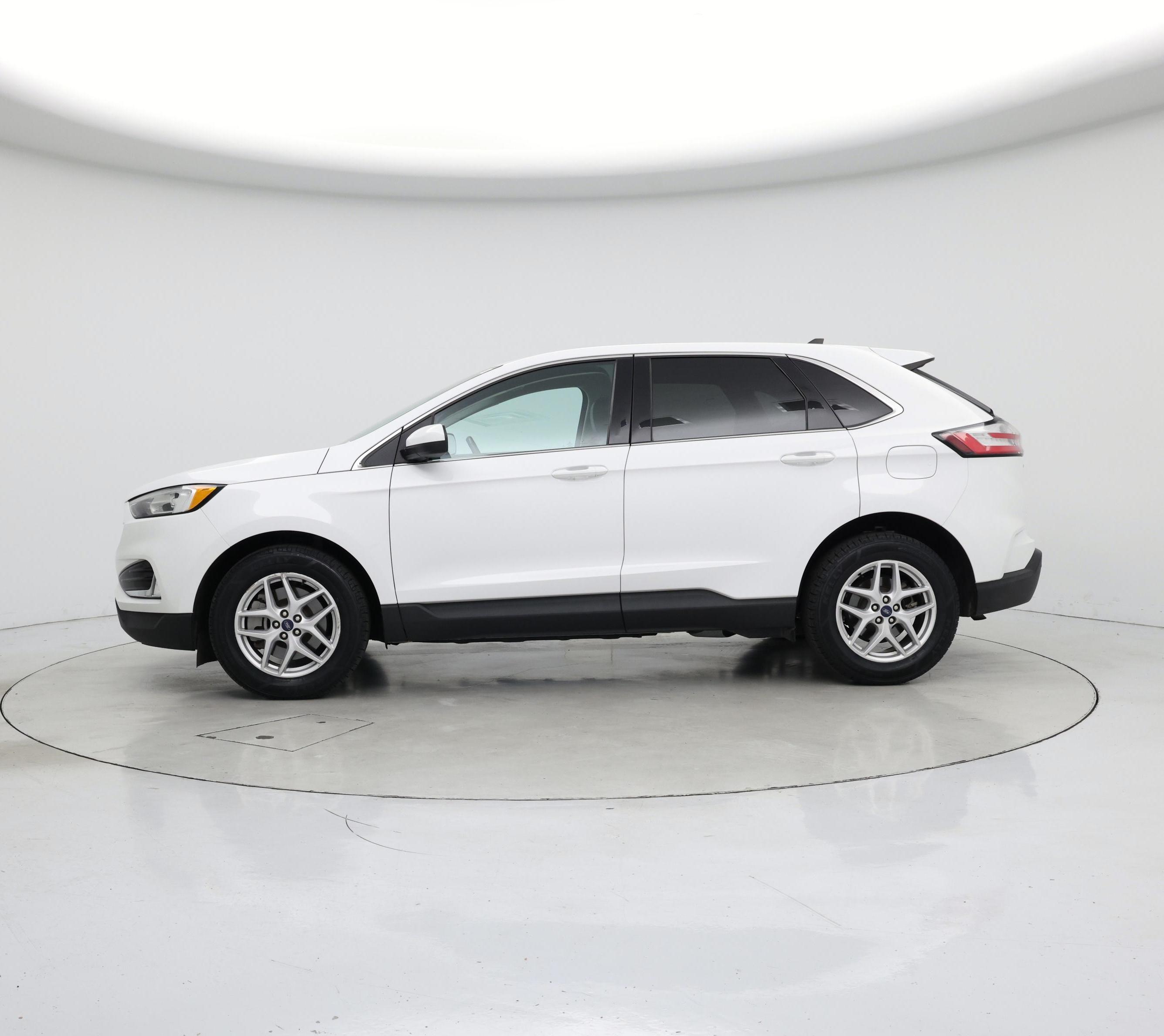 Thumbnail: 2021 Ford Edge - 3