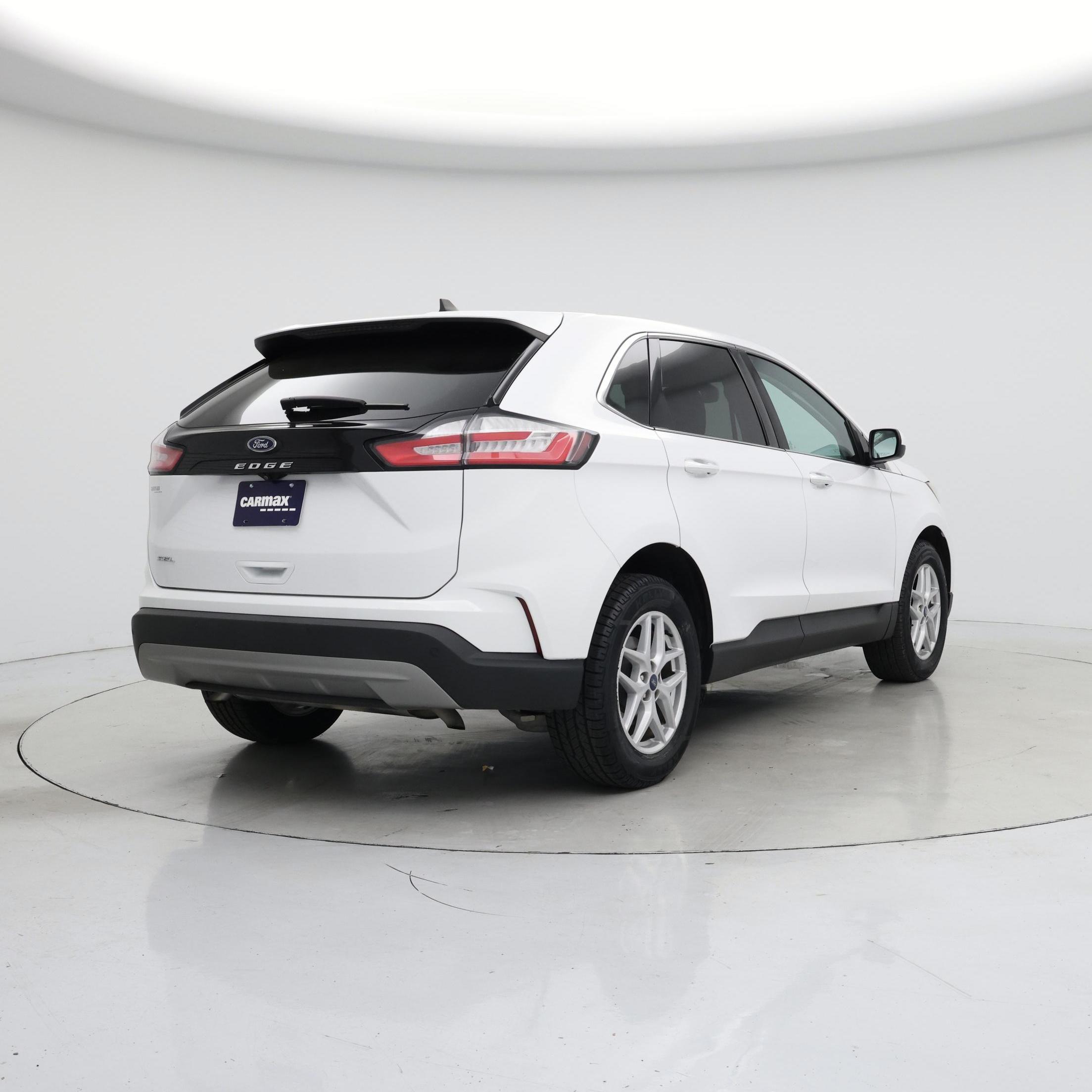 Thumbnail: 2021 Ford Edge - 8
