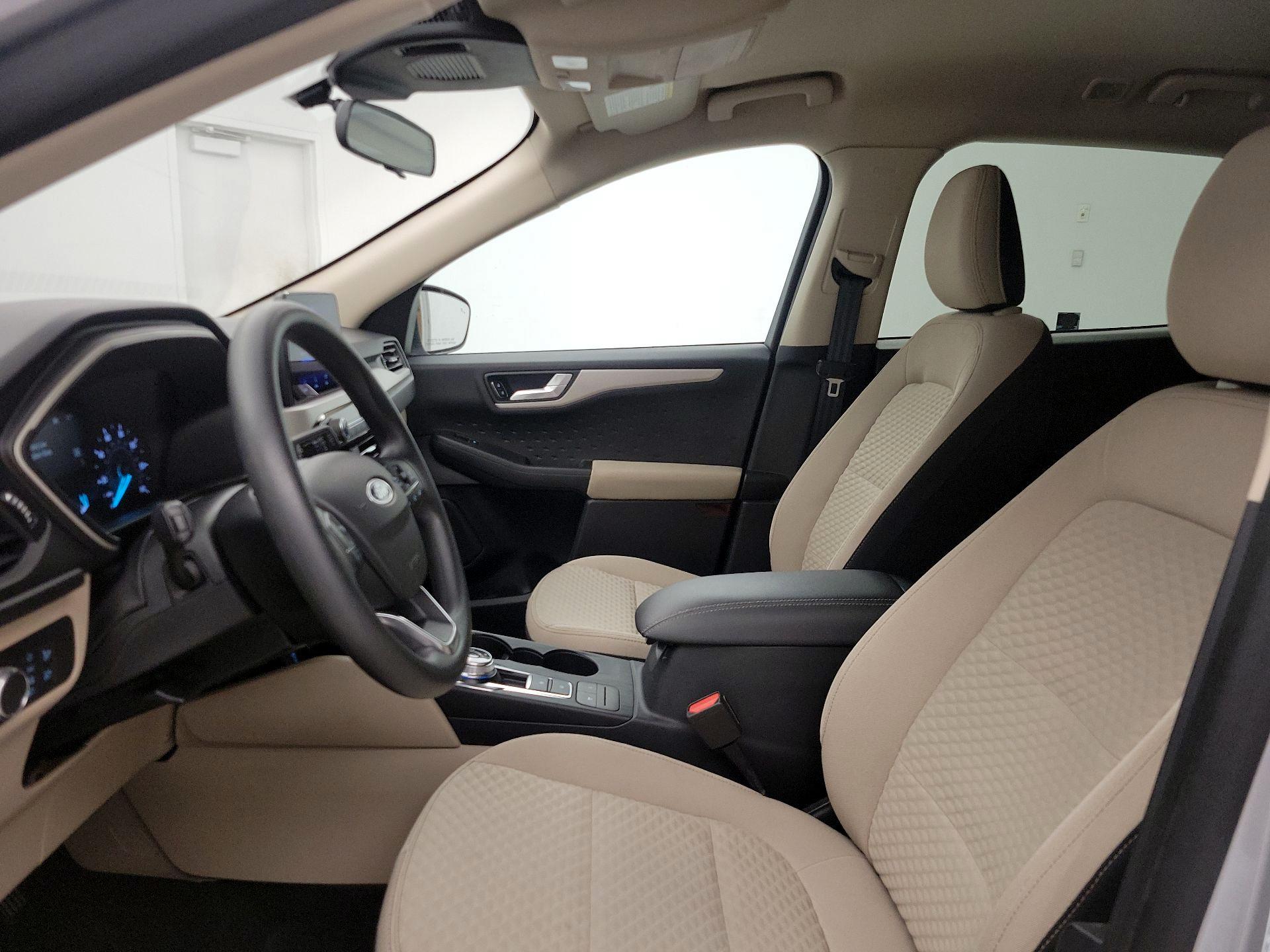 Thumbnail: 2020 Ford Escape - 11
