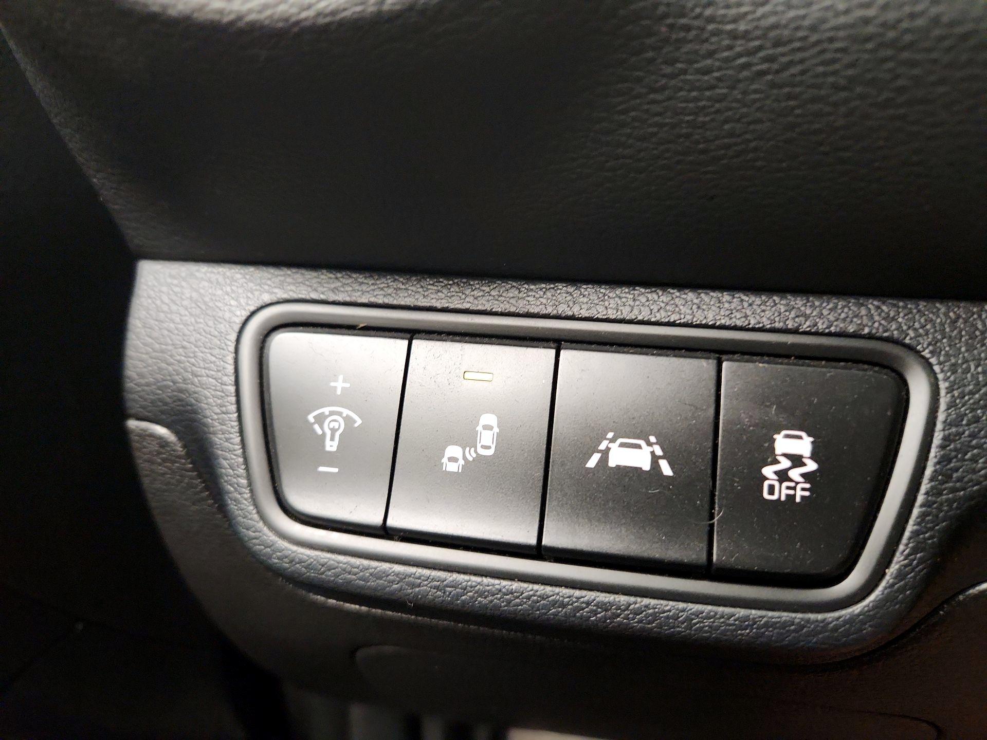 Thumbnail: 2021 Kia Forte - 13