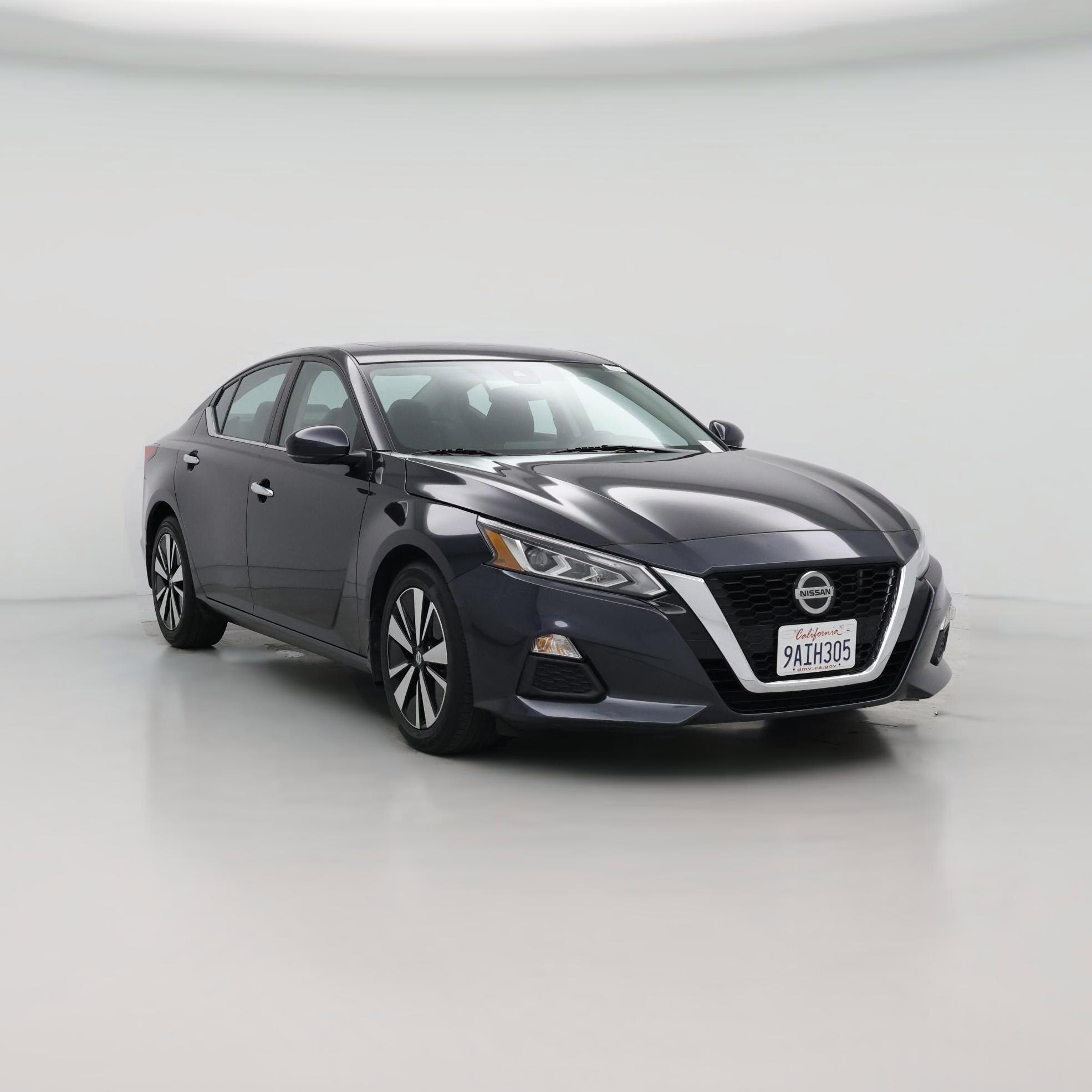 Thumbnail: 2022 Nissan Altima - 1
